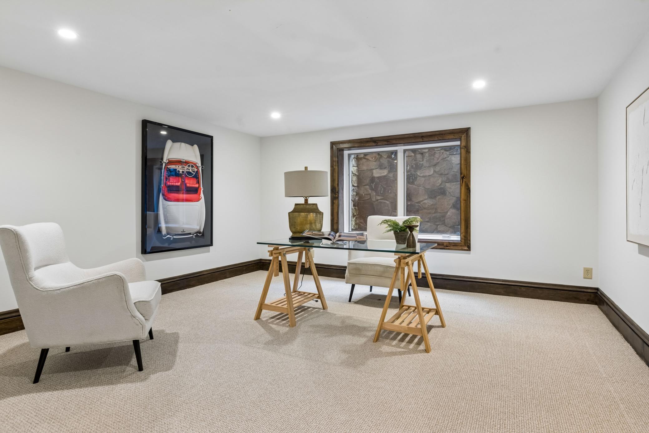 2204 W Lake Of The Isles Parkway