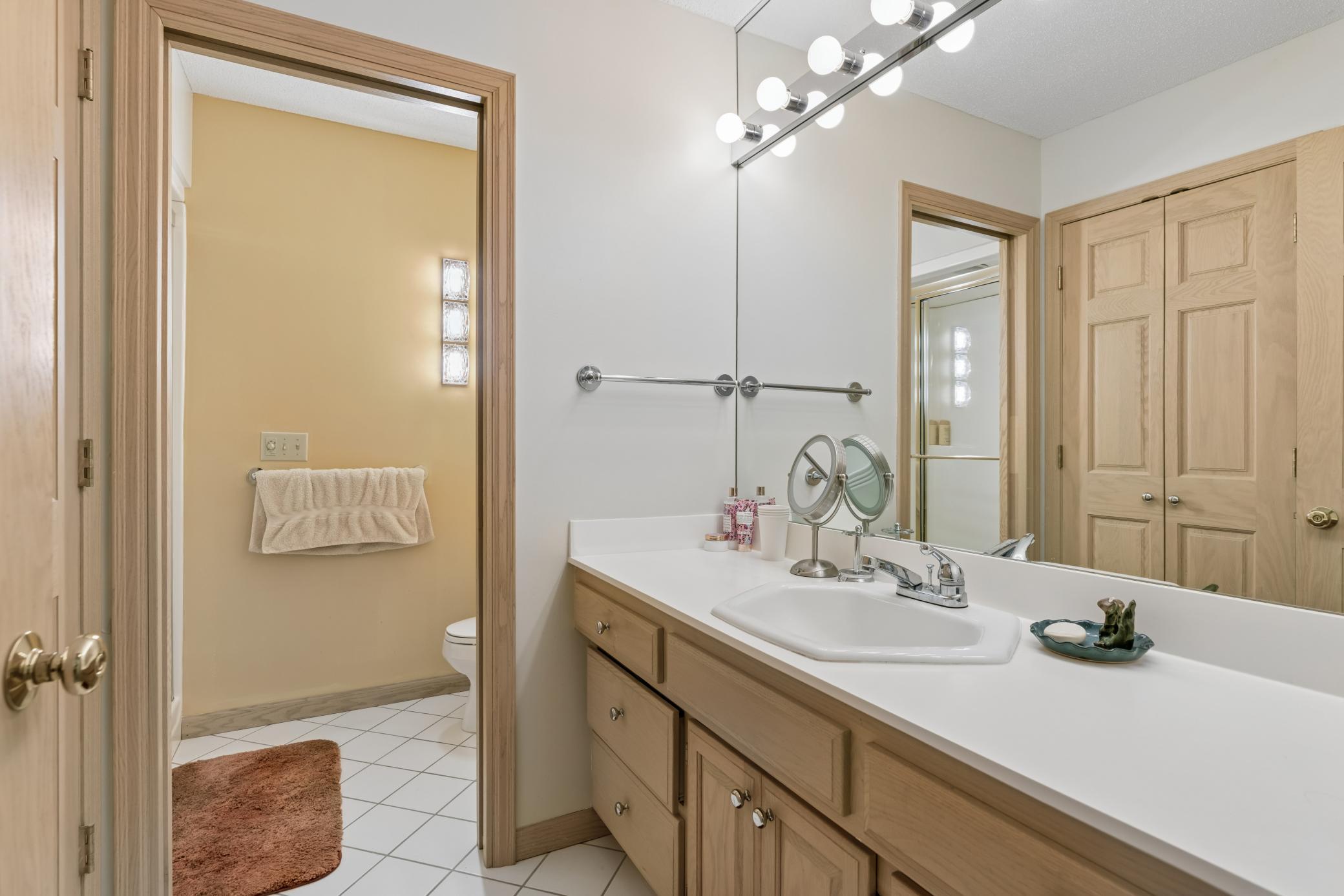 3705 Oakton Ridge