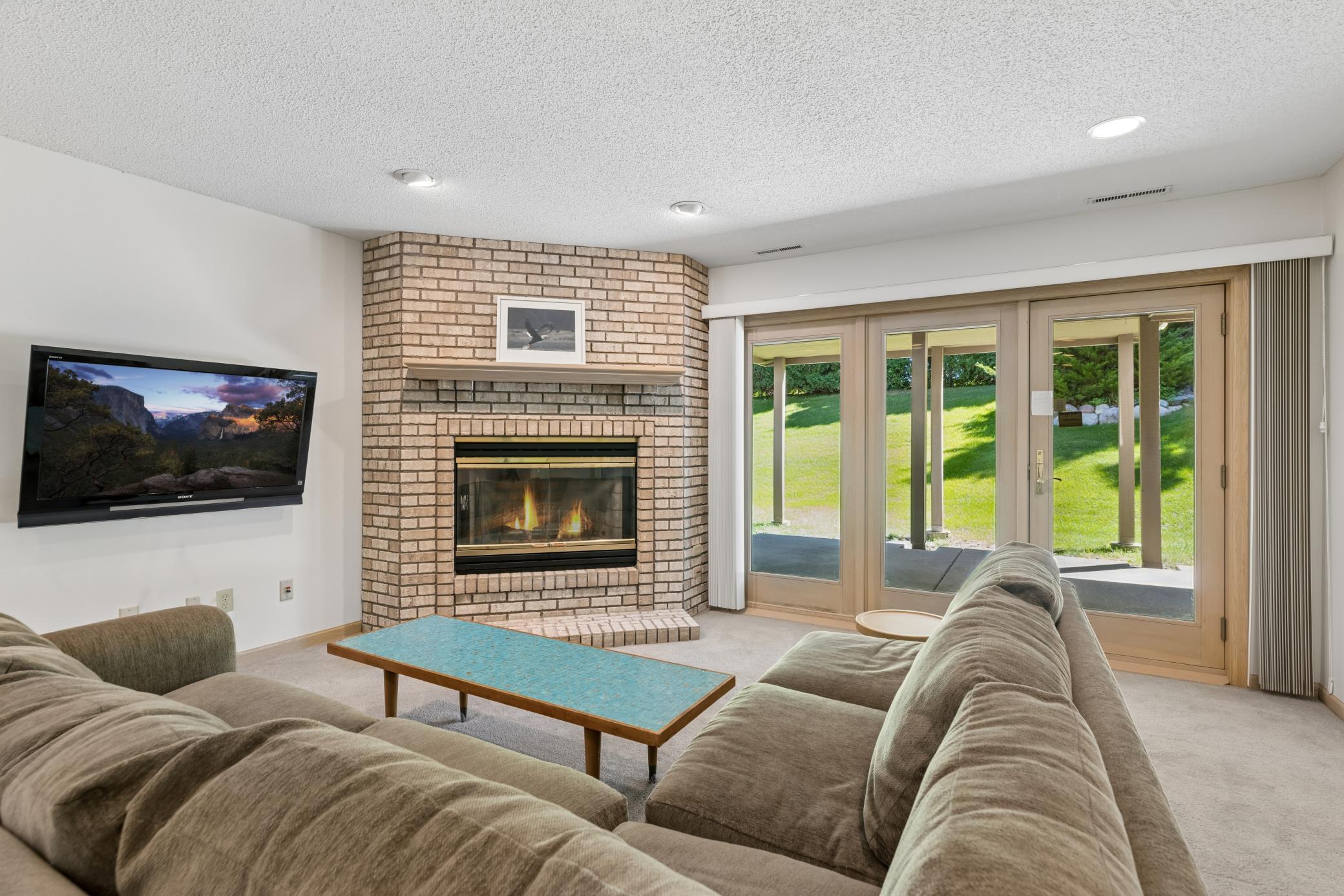 3705 Oakton Ridge