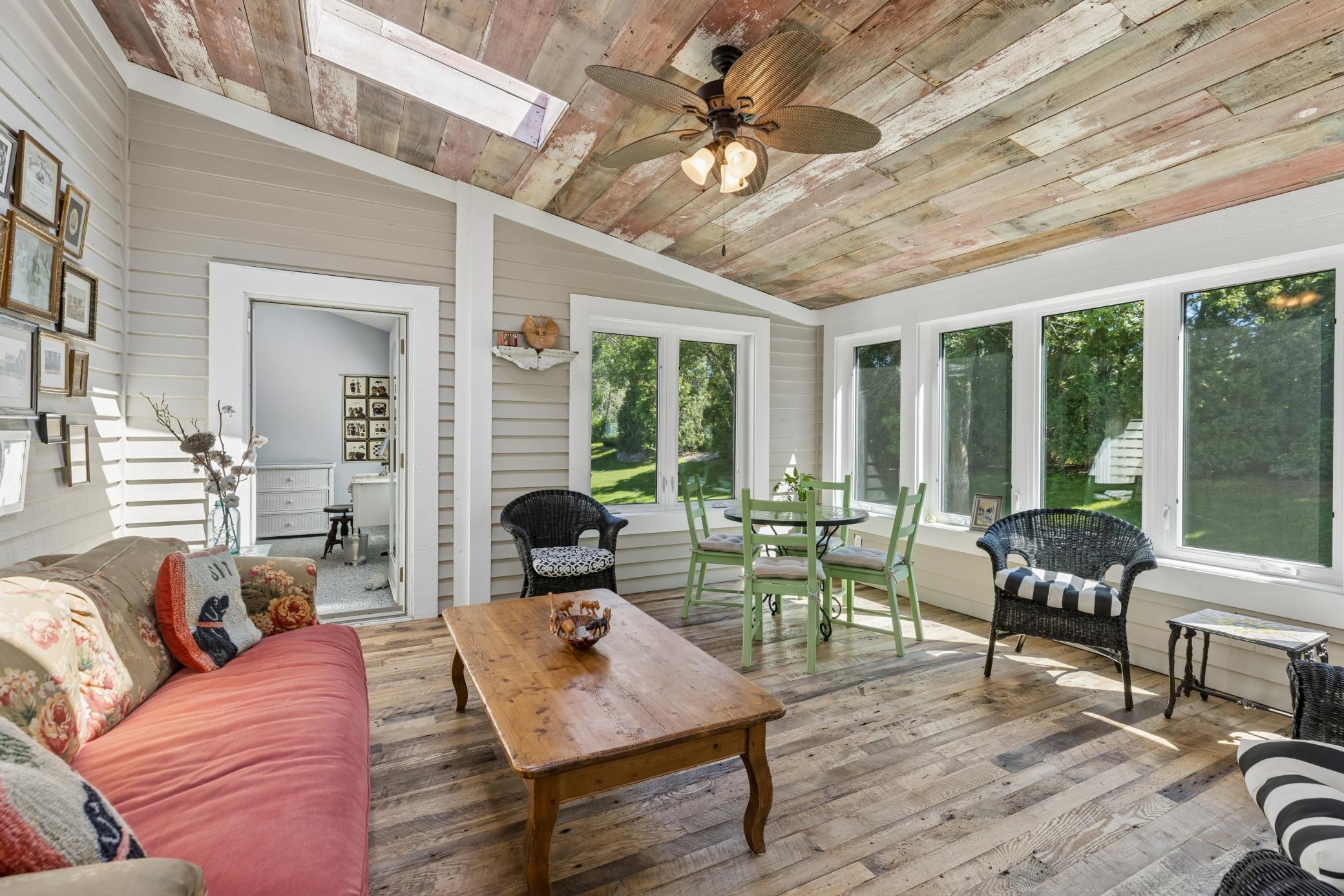 3705 Oakton Ridge