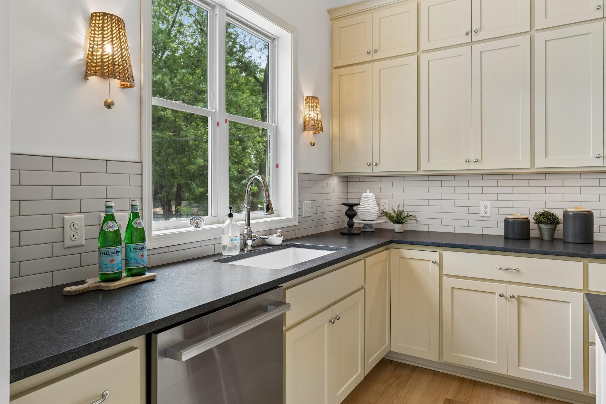 3711 Colgate Avenue Unit: 1
