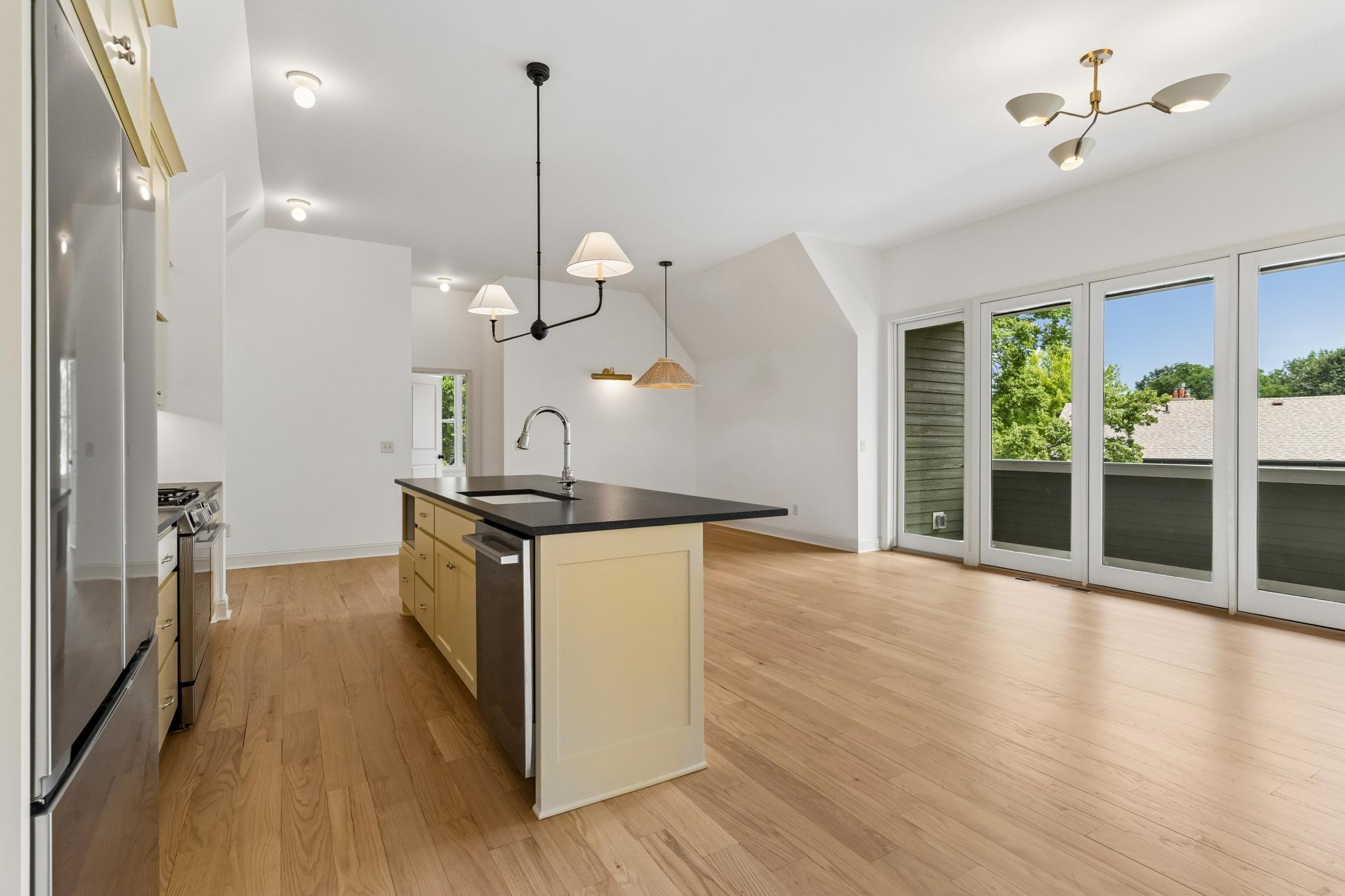 3711 Colgate Avenue Unit: 2