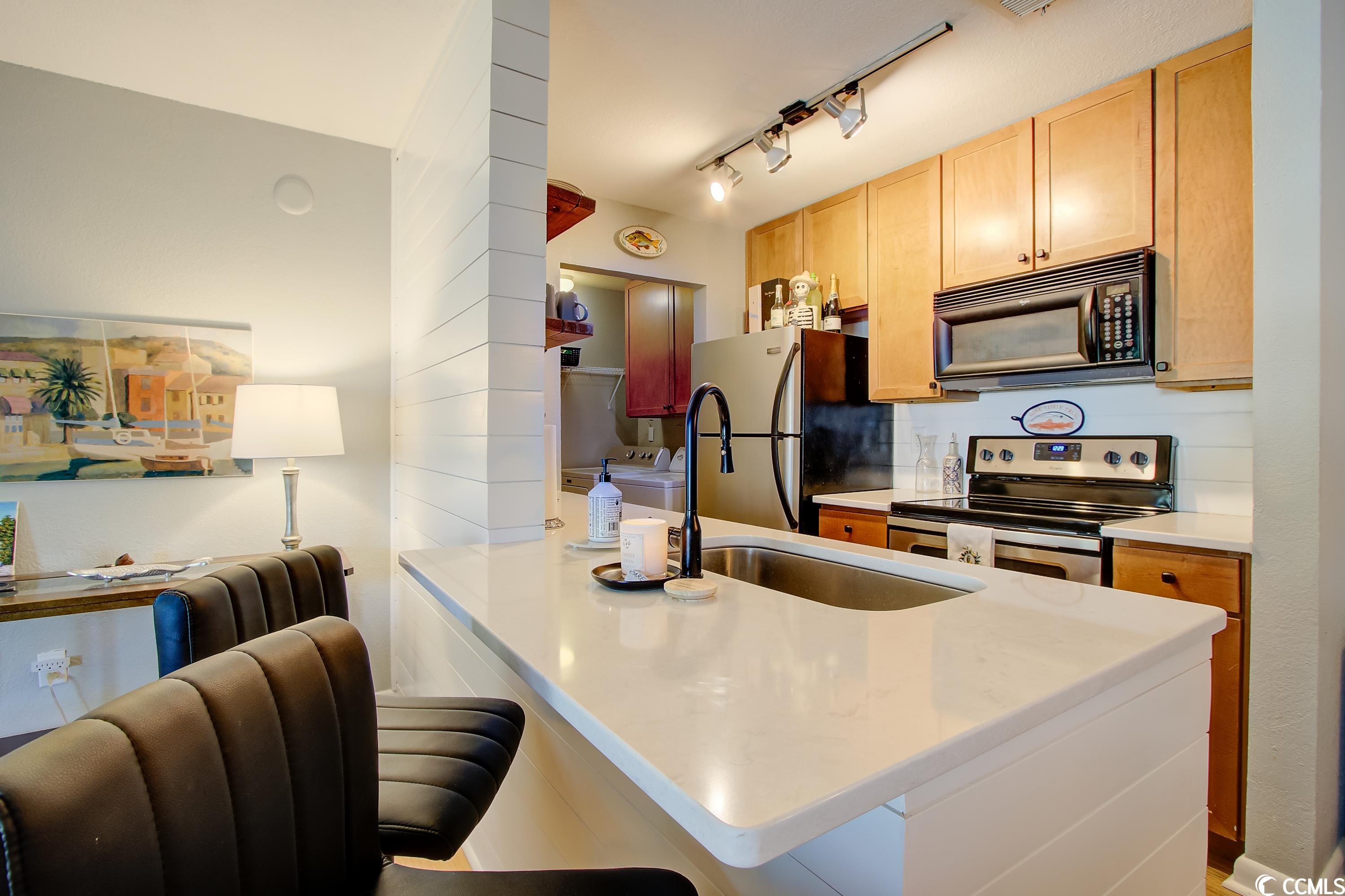 264 Alexandria Dr. Unit: 12
