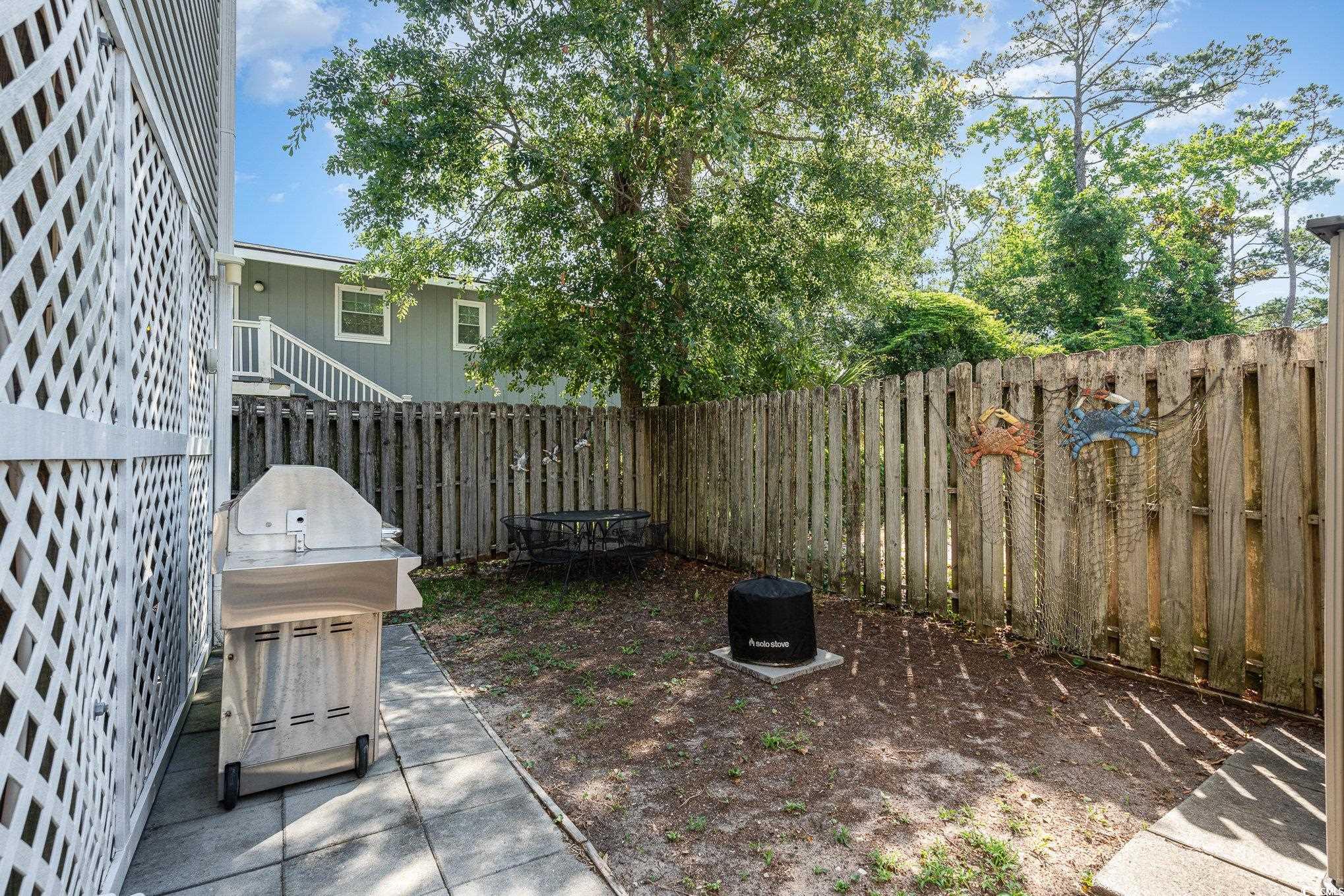 1027B Lakeside Dr. Unit: B