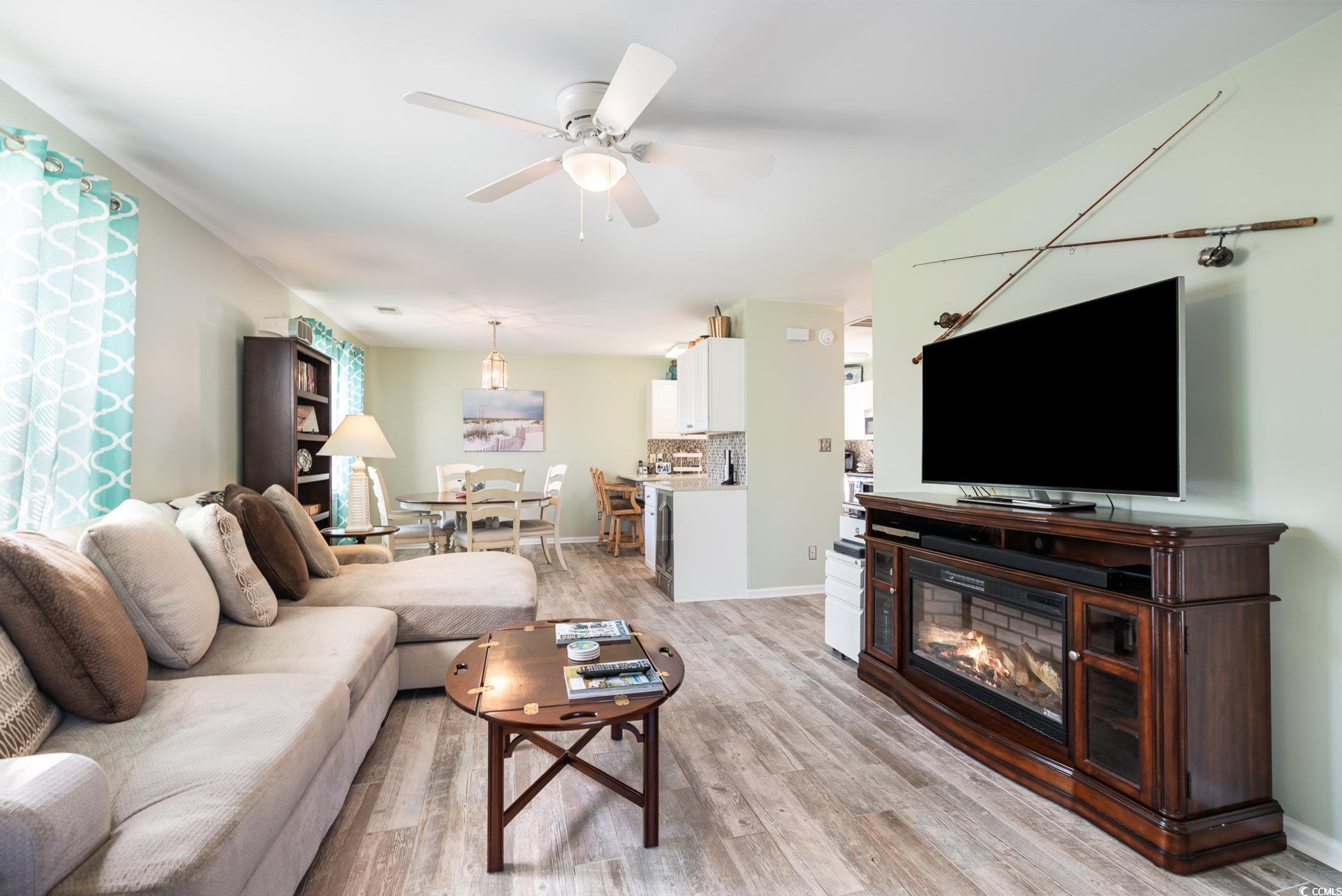 1027B Lakeside Dr. Unit: B