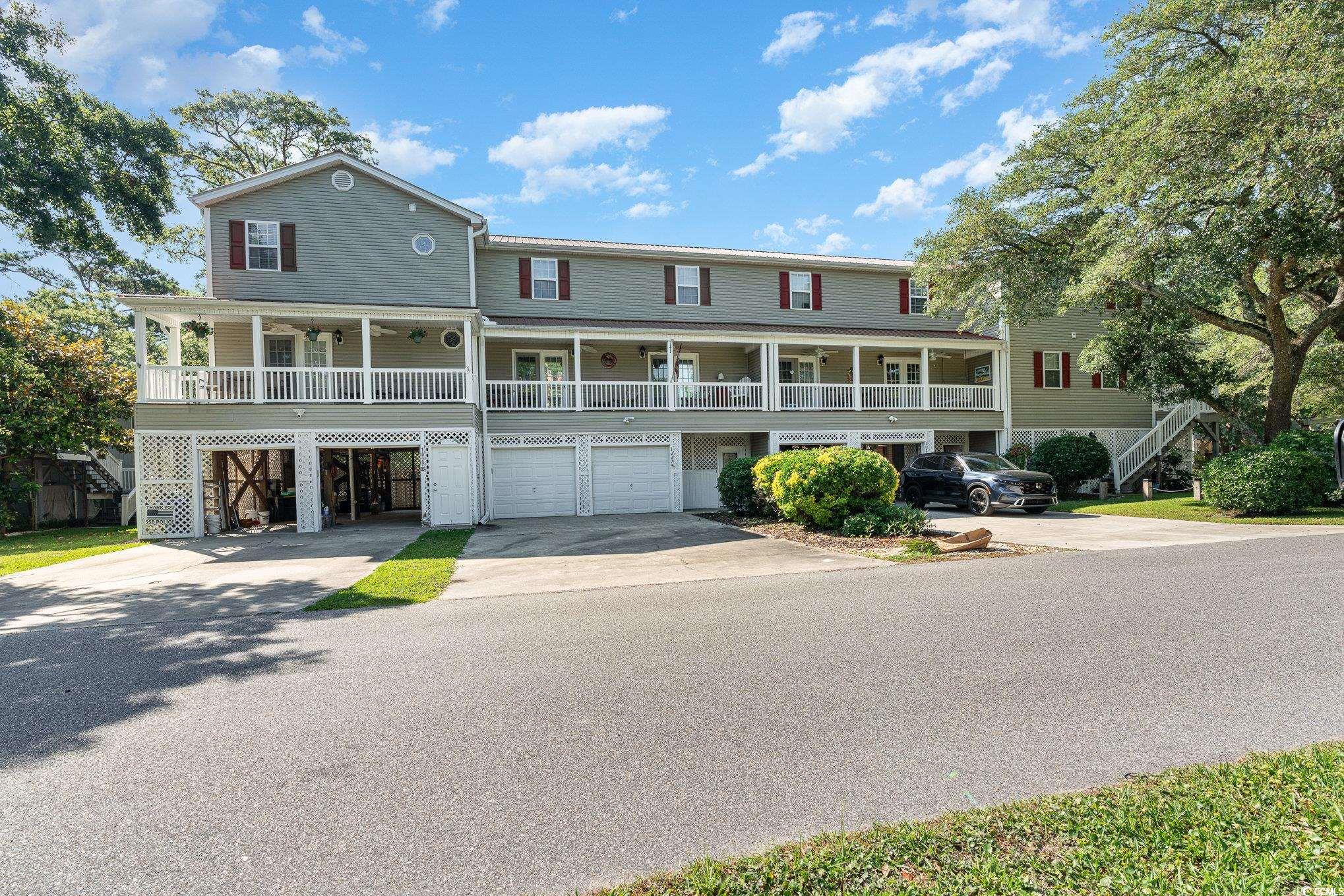 1027B Lakeside Dr. Unit: B