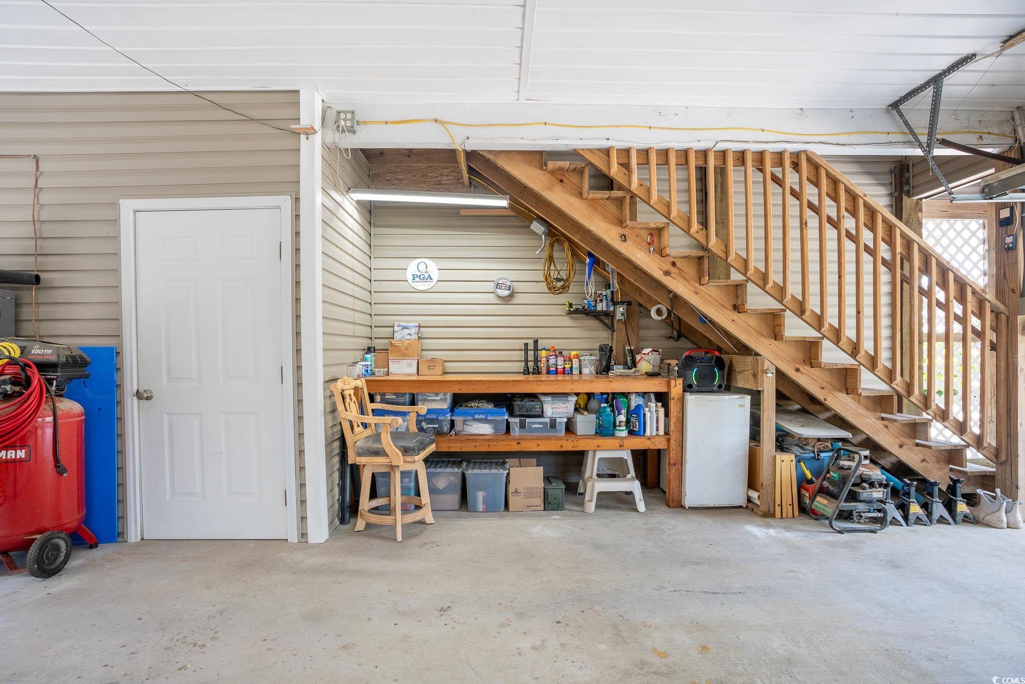 1027B Lakeside Dr. Unit: B