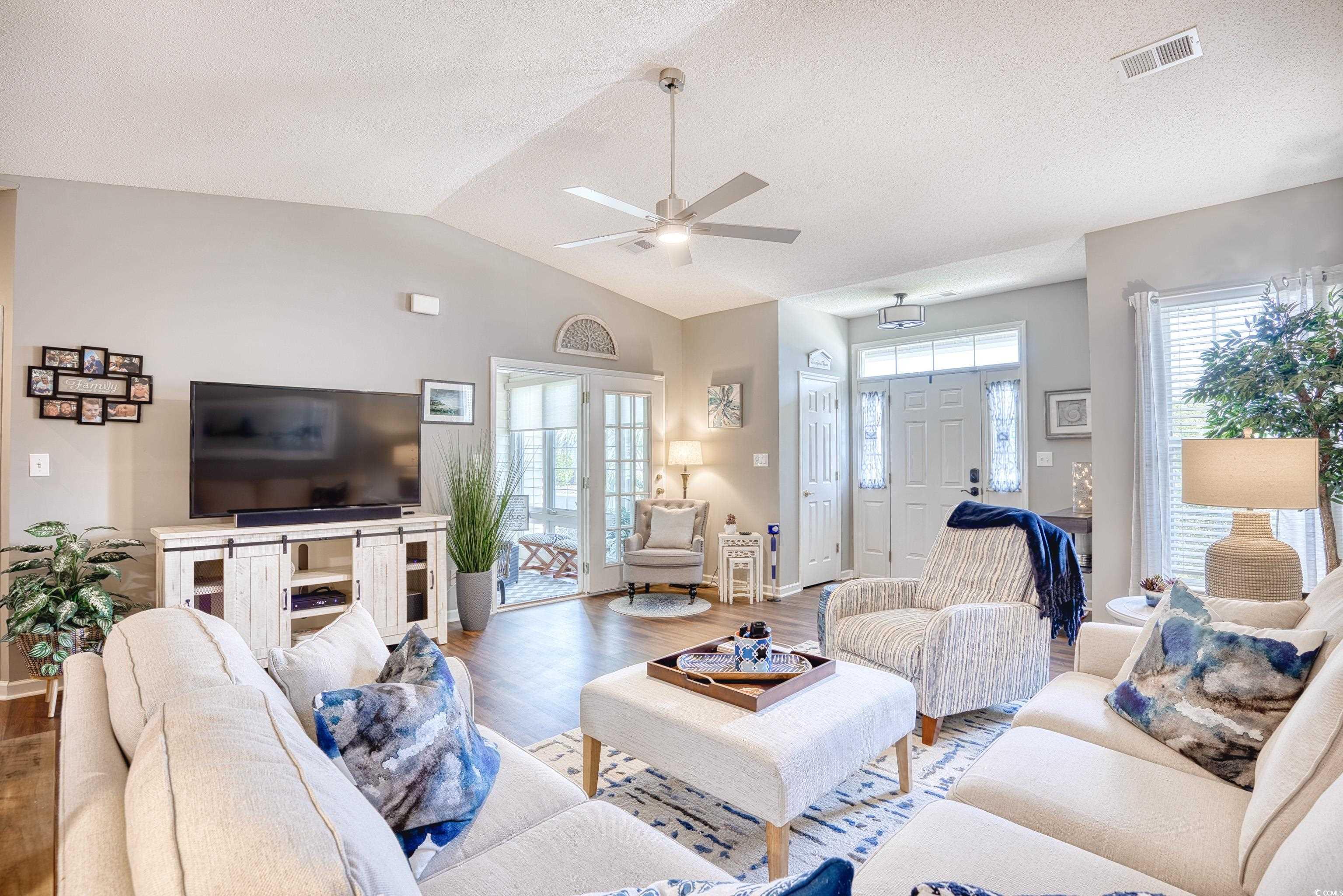 420 Warrington Way Unit: 420