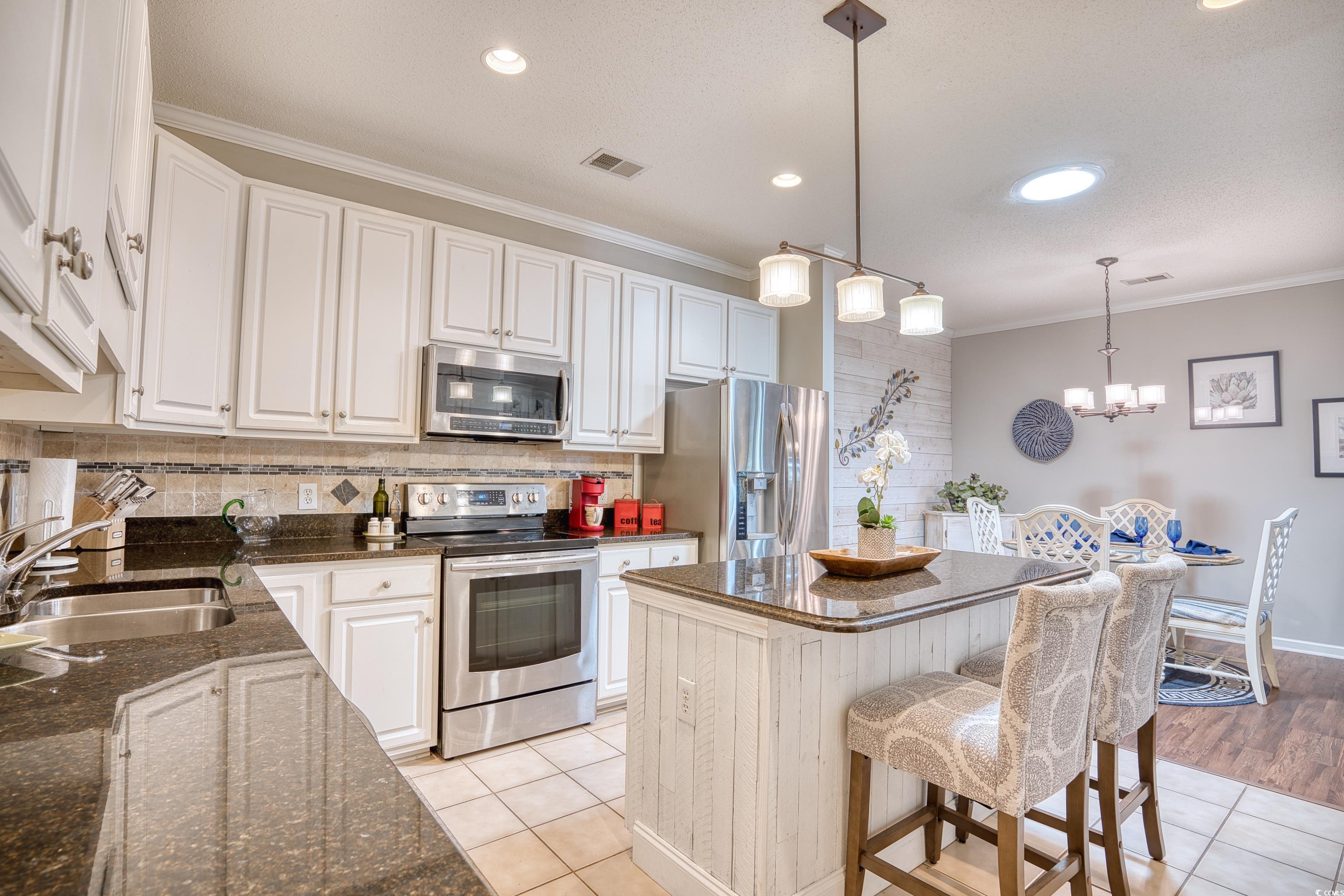 420 Warrington Way Unit: 420