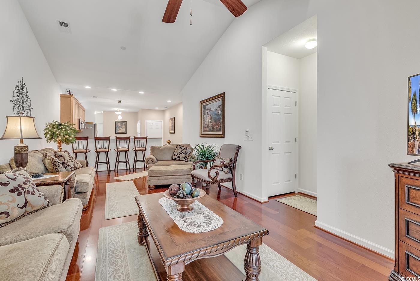 139 Chenoa Dr. Unit: 9 B