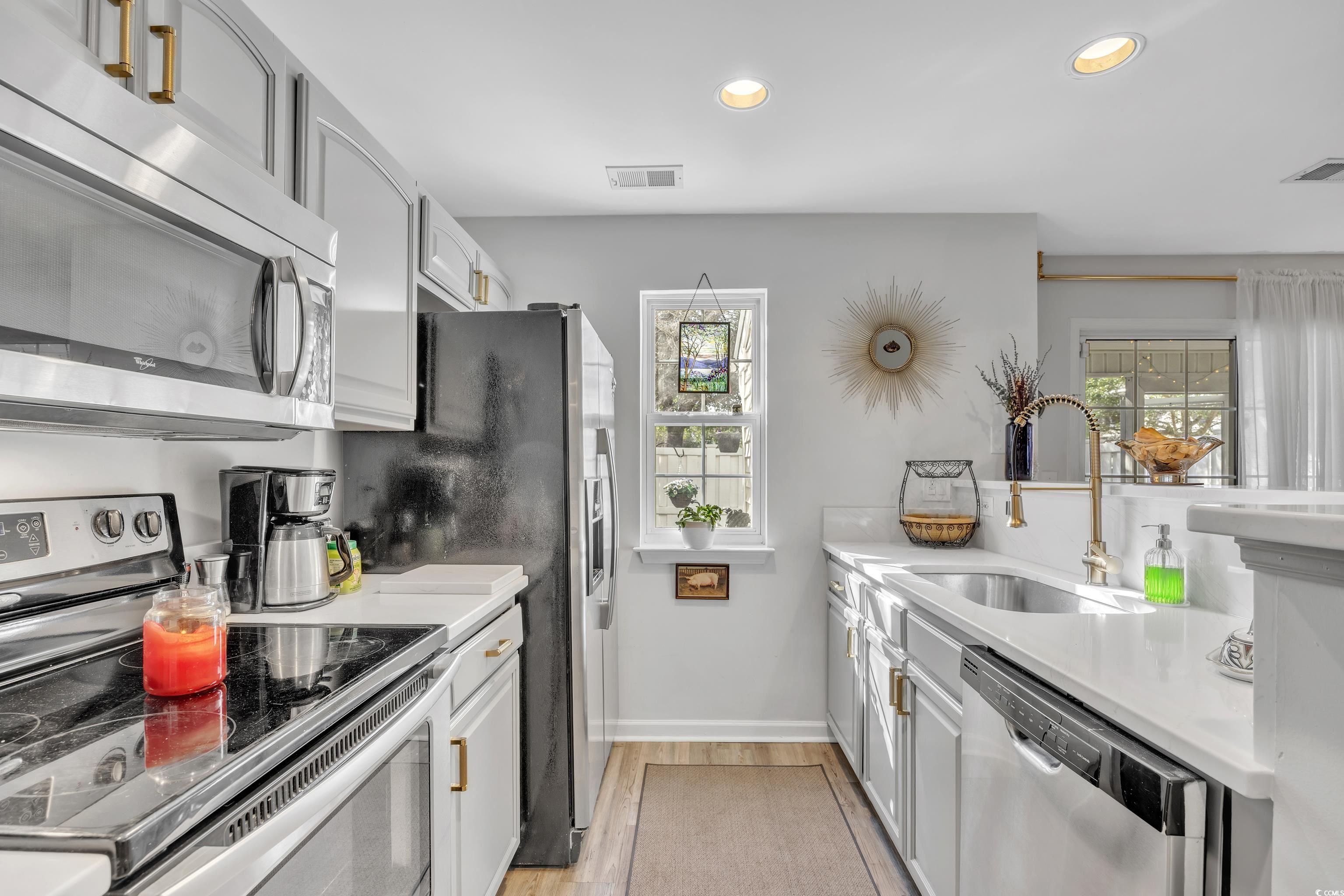 3557 Chestnut Dr. Unit: 3557