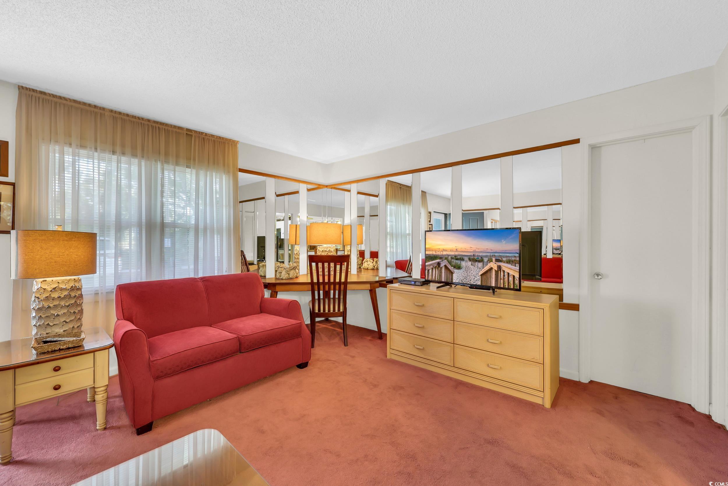 210 28th Ave. S Unit: 5