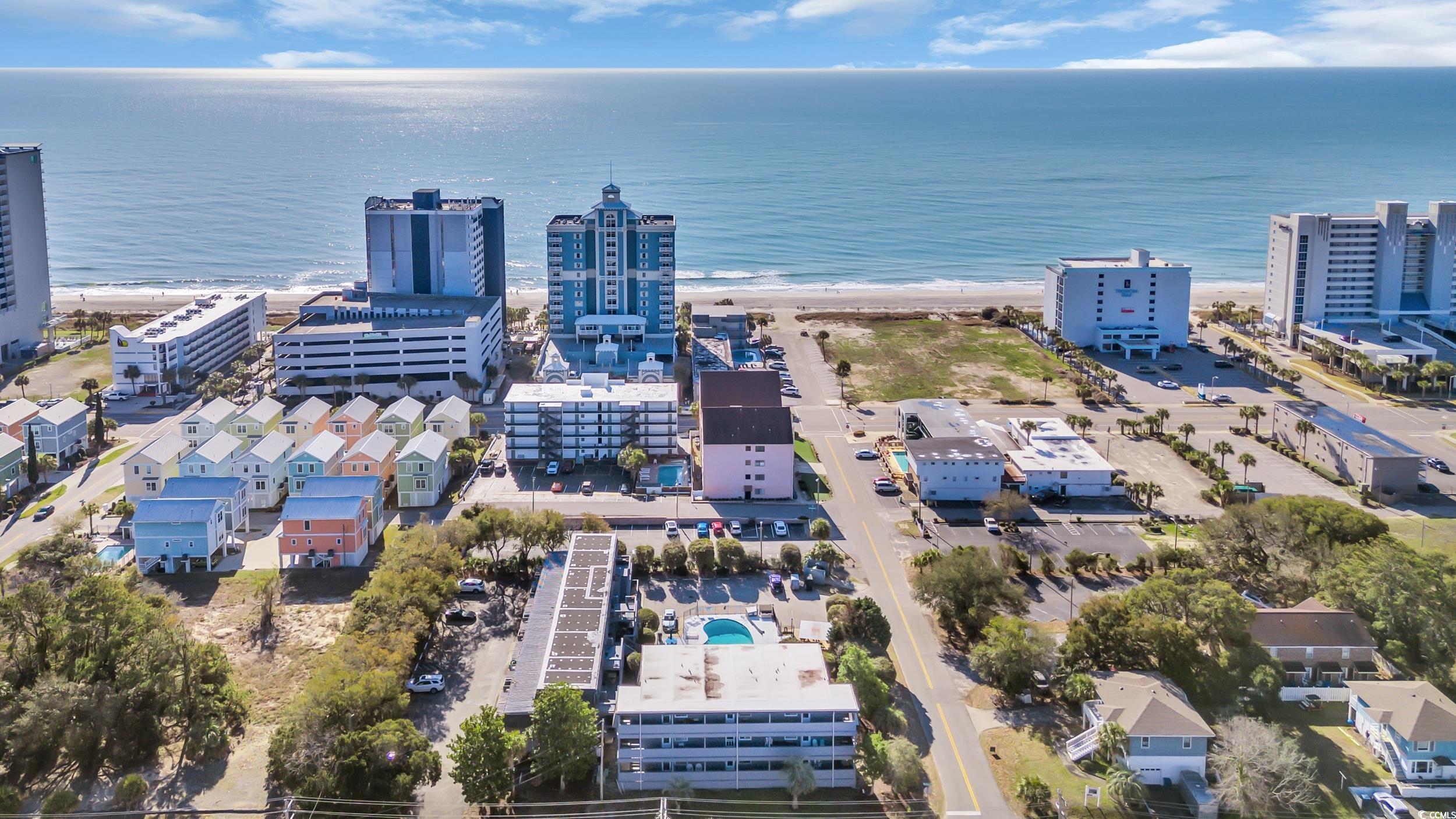 210 28th Ave. S Unit: 5