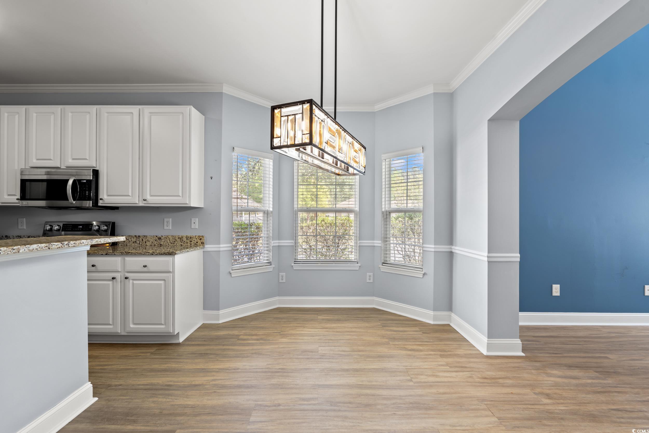 718 Botany Loop Unit: 718