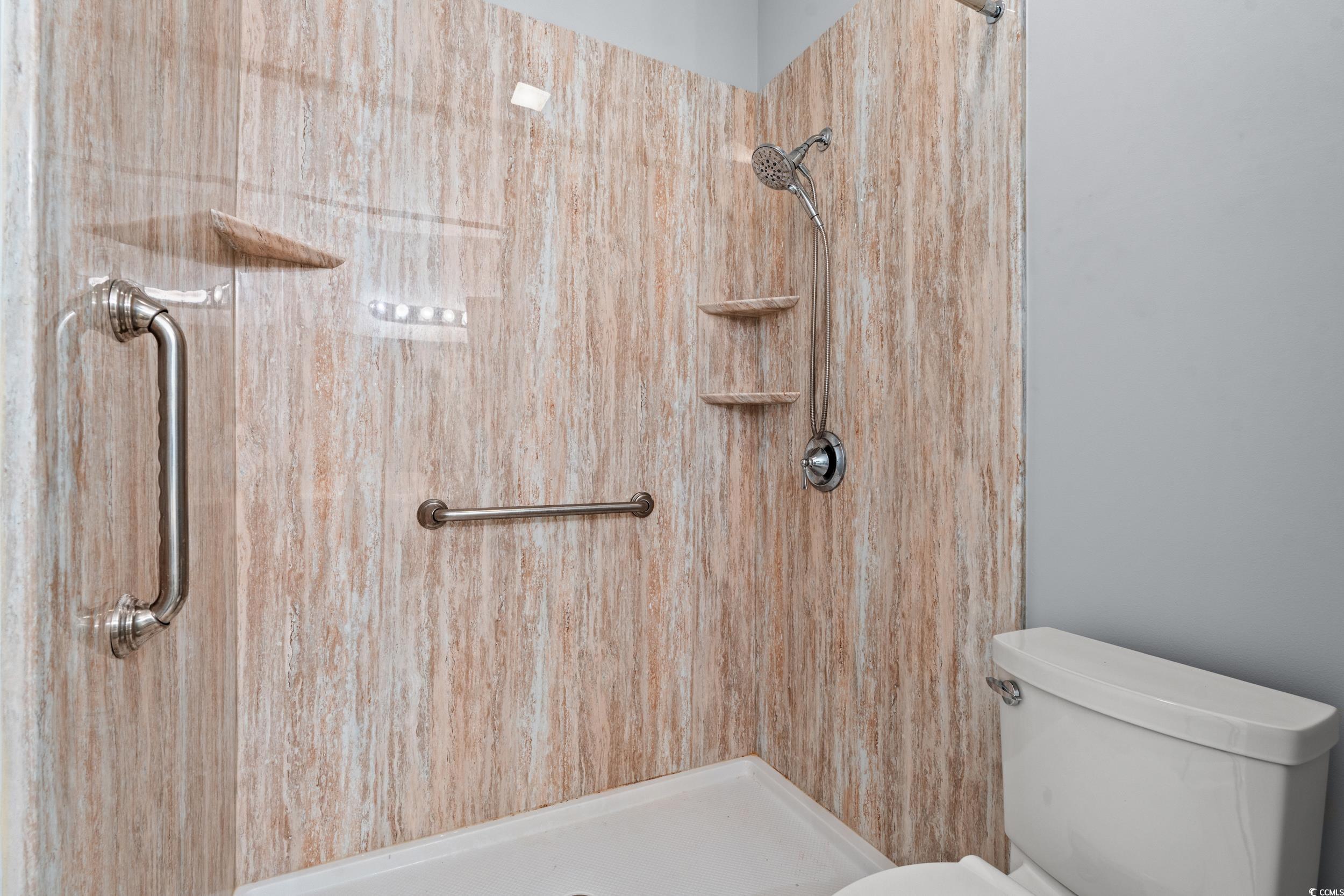 718 Botany Loop Unit: 718