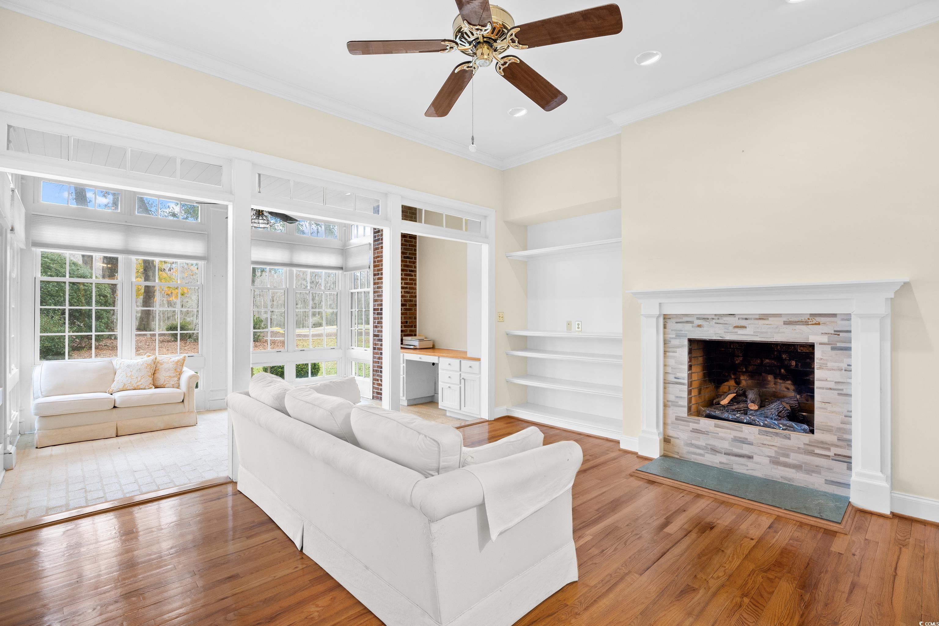 1970 Governors Landing Rd. Unit: 113