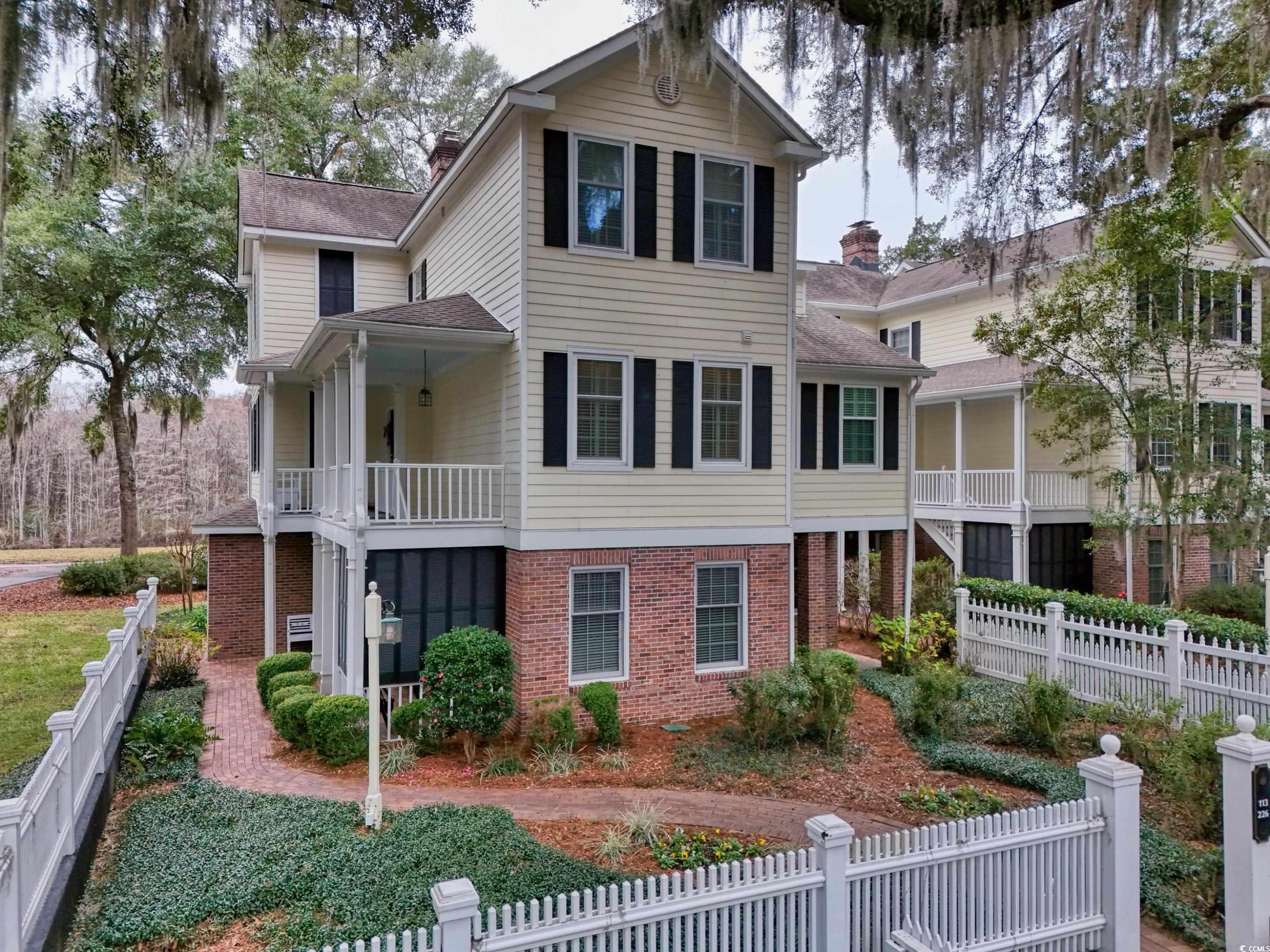 1970 Governors Landing Rd. Unit: 113