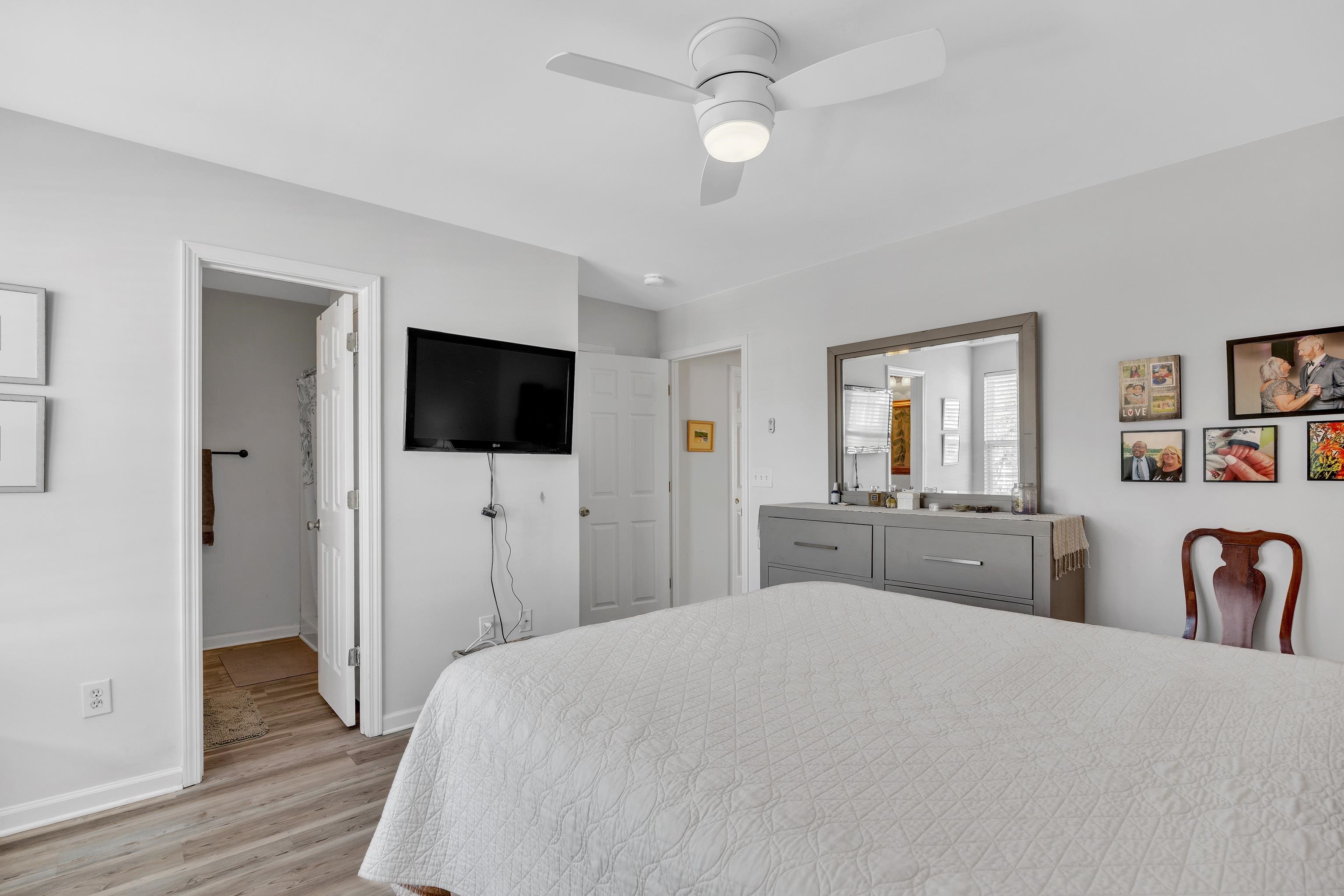 3557 Chestnut Dr. Unit: 3557