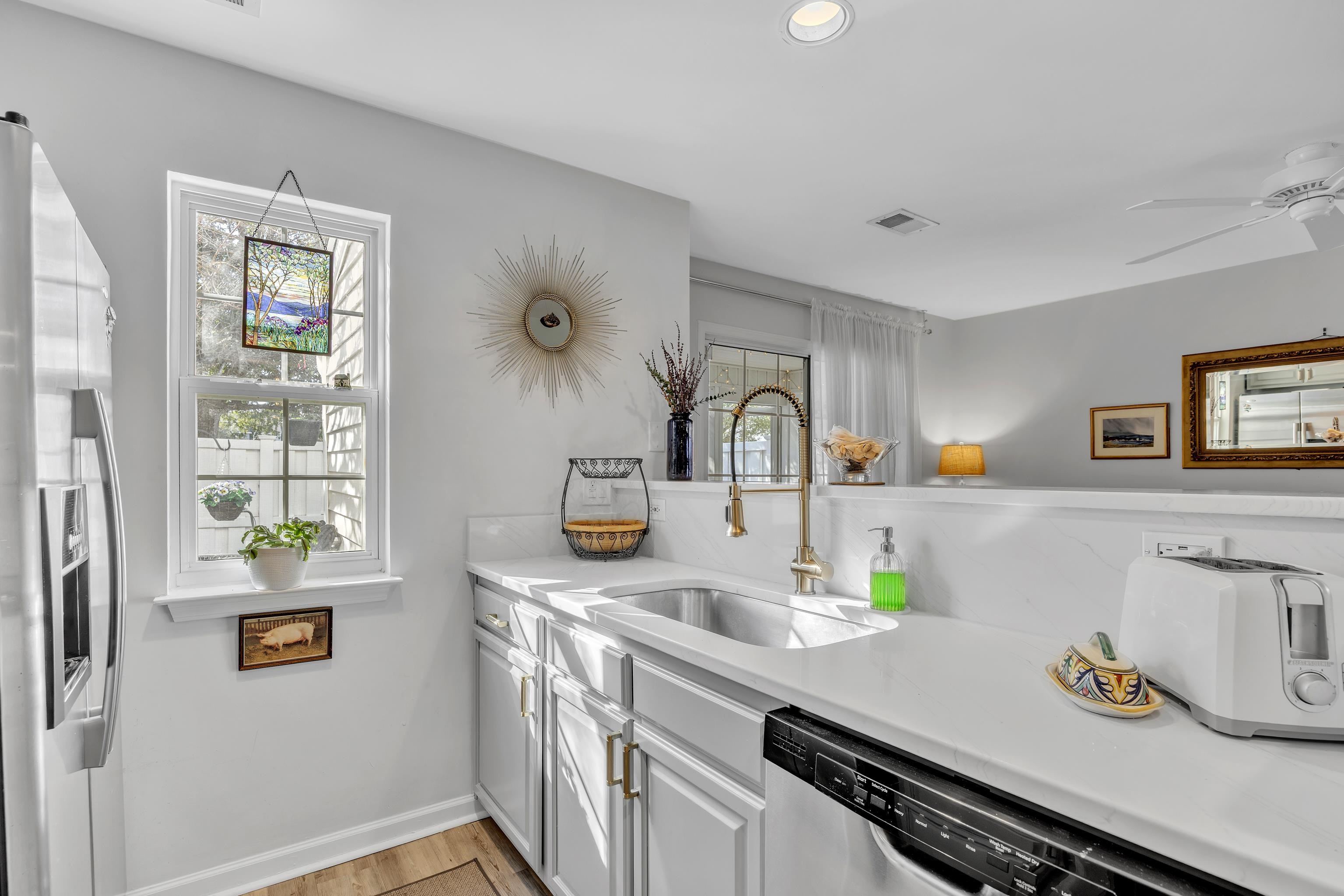 3557 Chestnut Dr. Unit: 3557