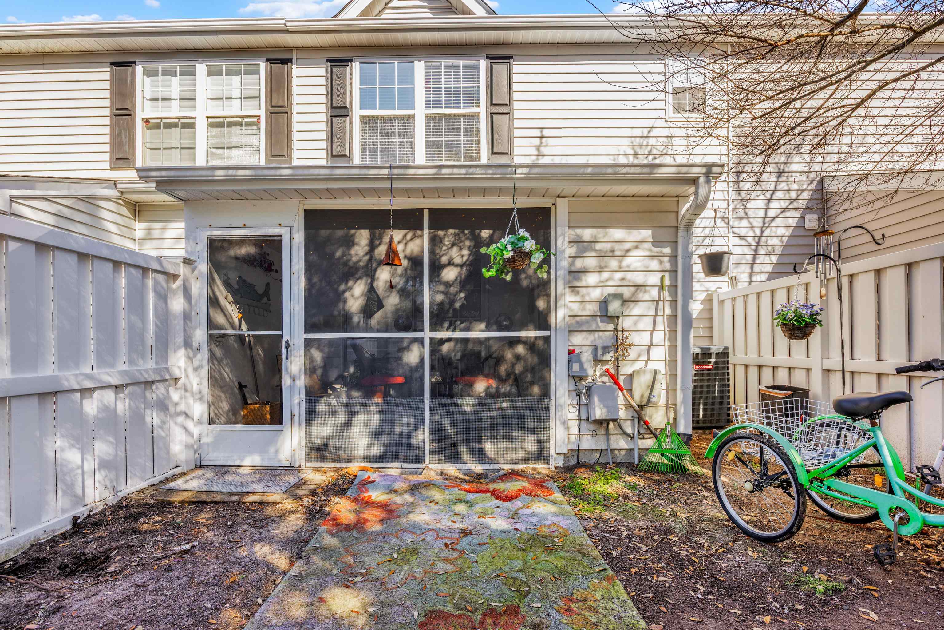 3557 Chestnut Dr. Unit: 3557