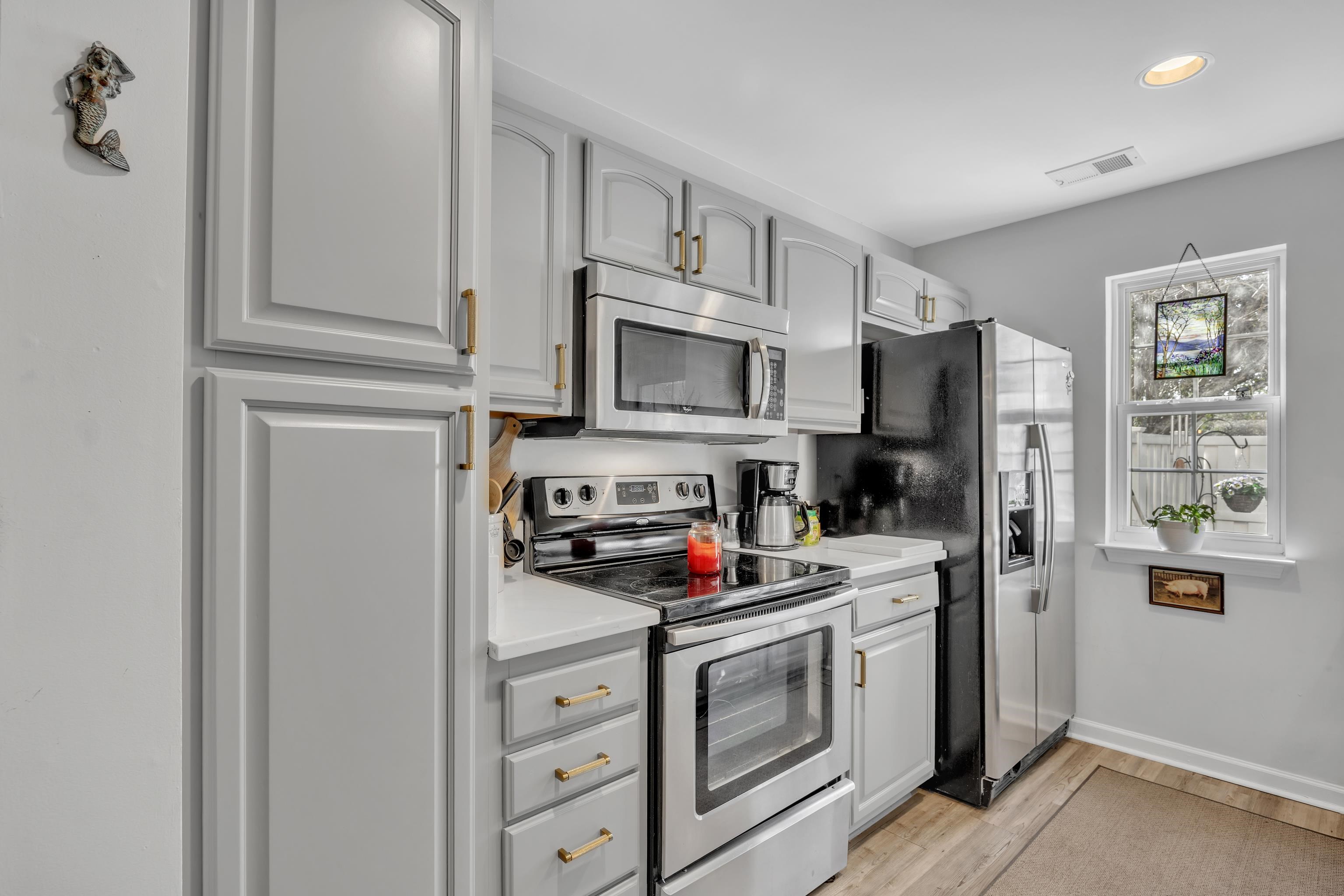 3557 Chestnut Dr. Unit: 3557