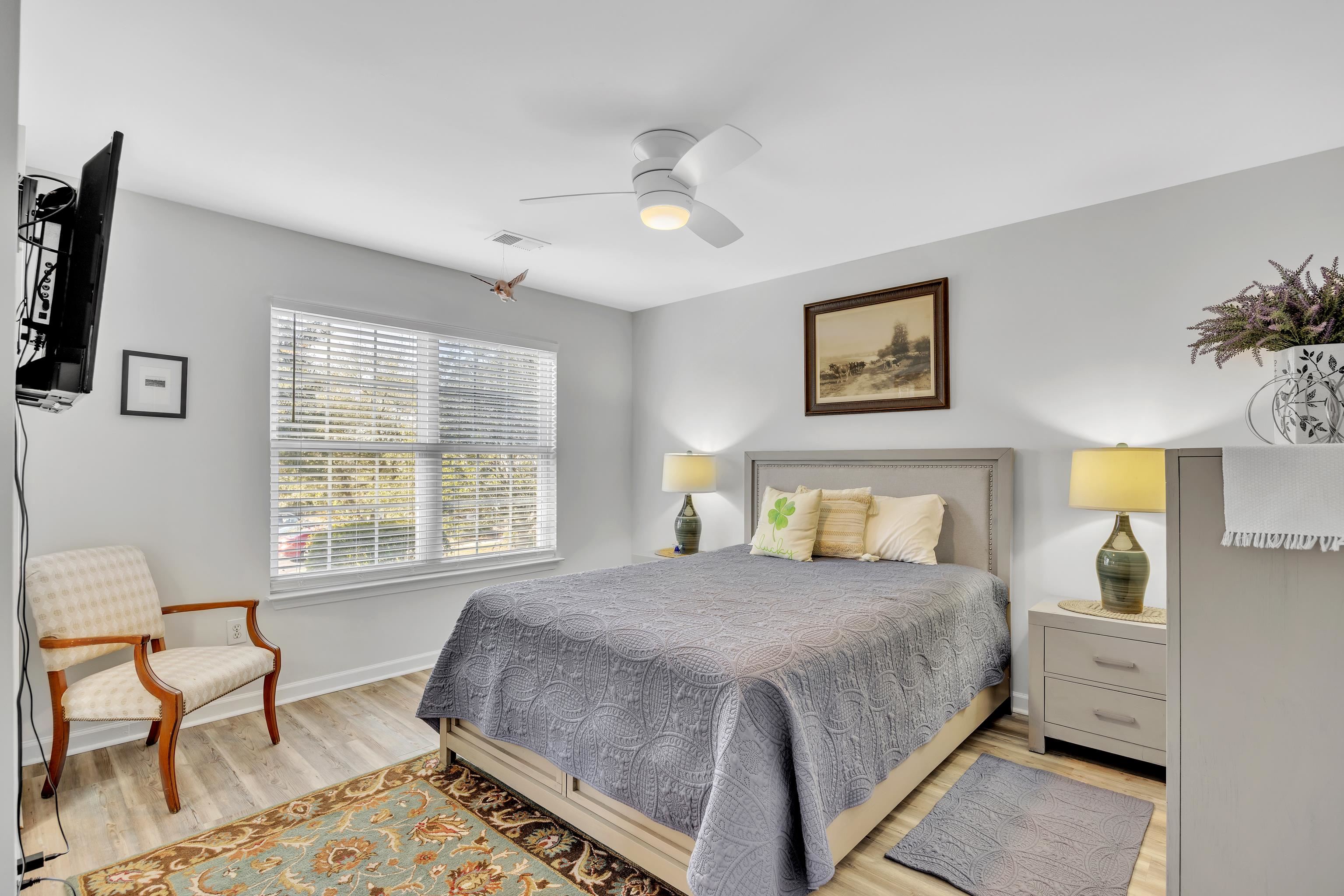 3557 Chestnut Dr. Unit: 3557