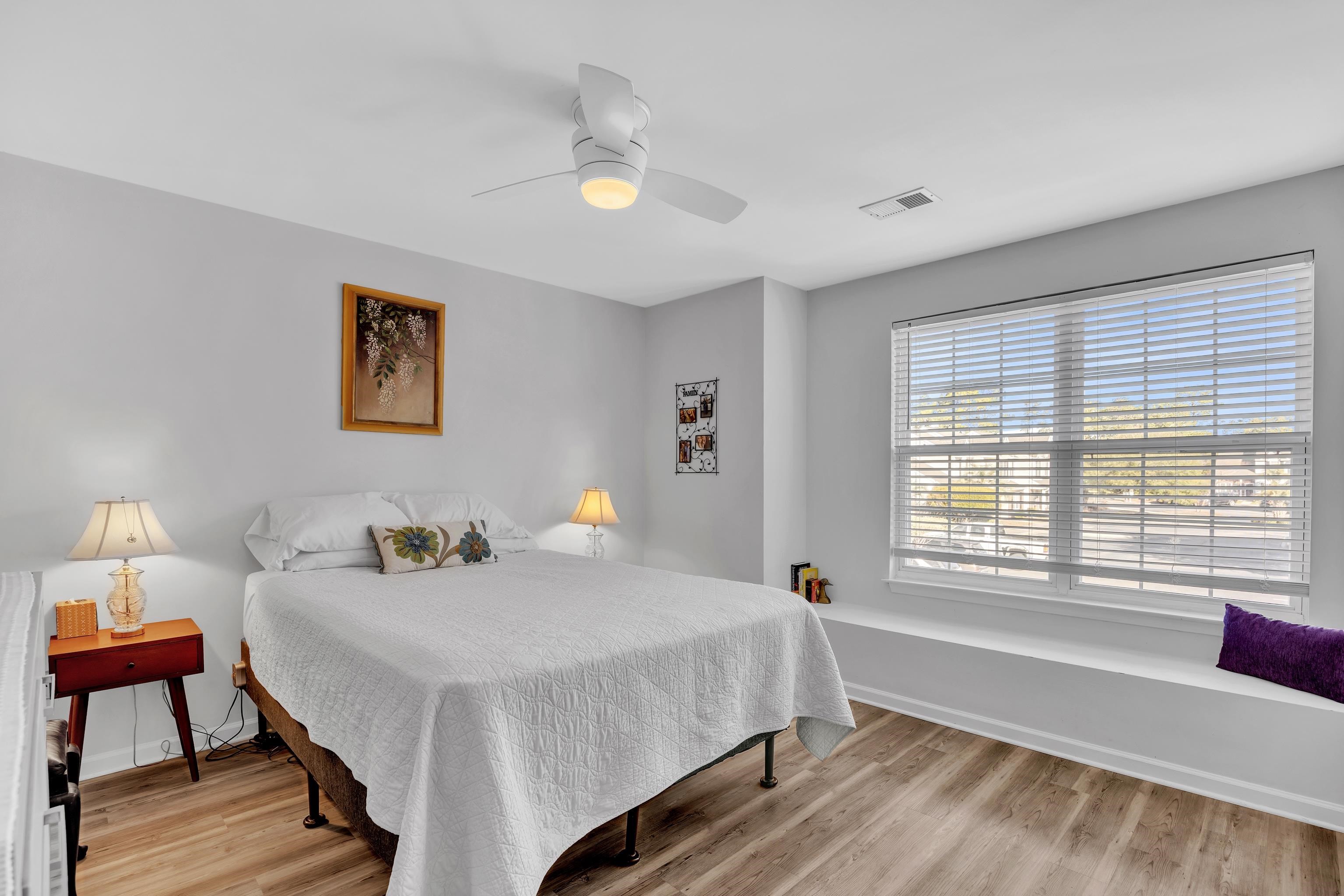 3557 Chestnut Dr. Unit: 3557