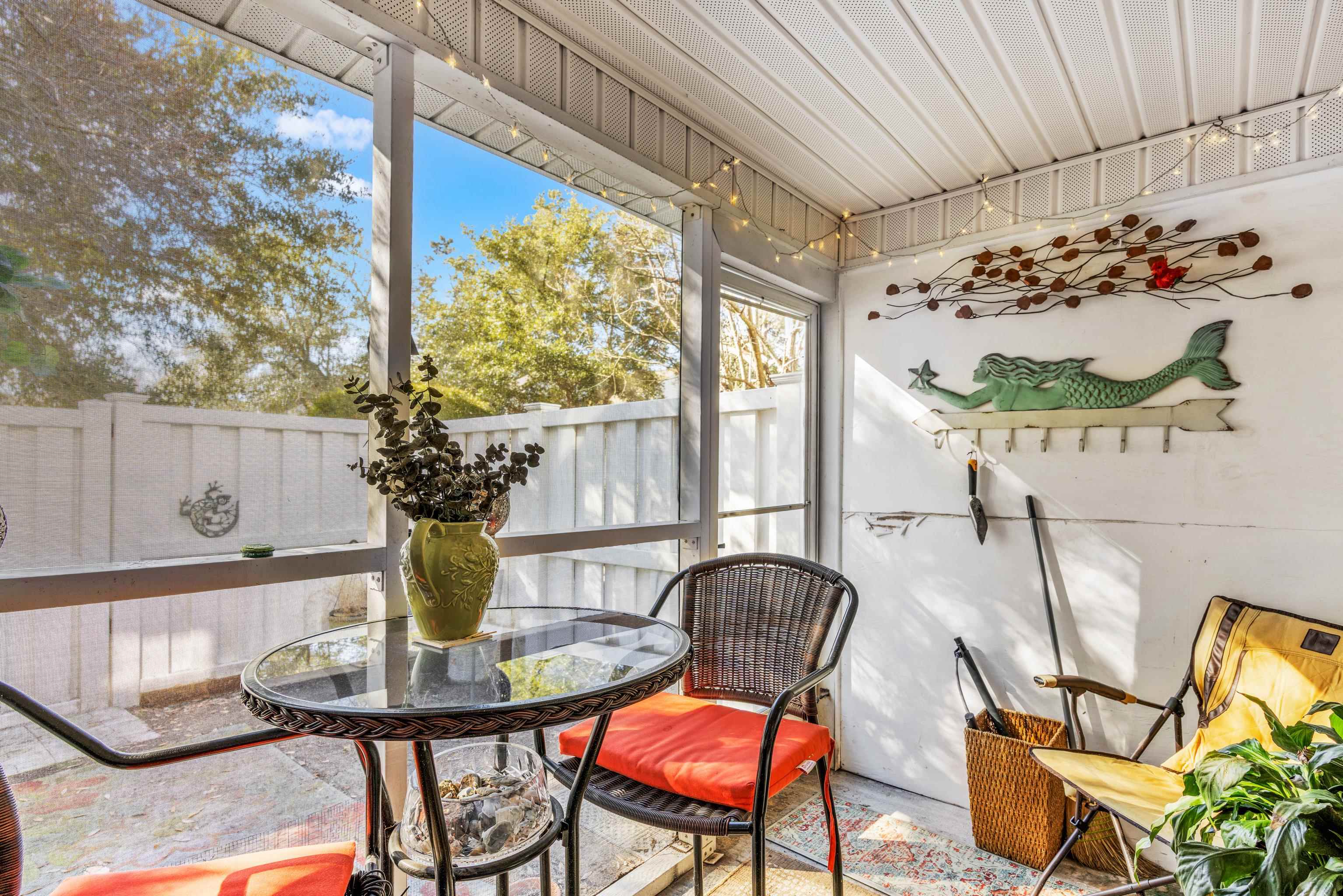 3557 Chestnut Dr. Unit: 3557