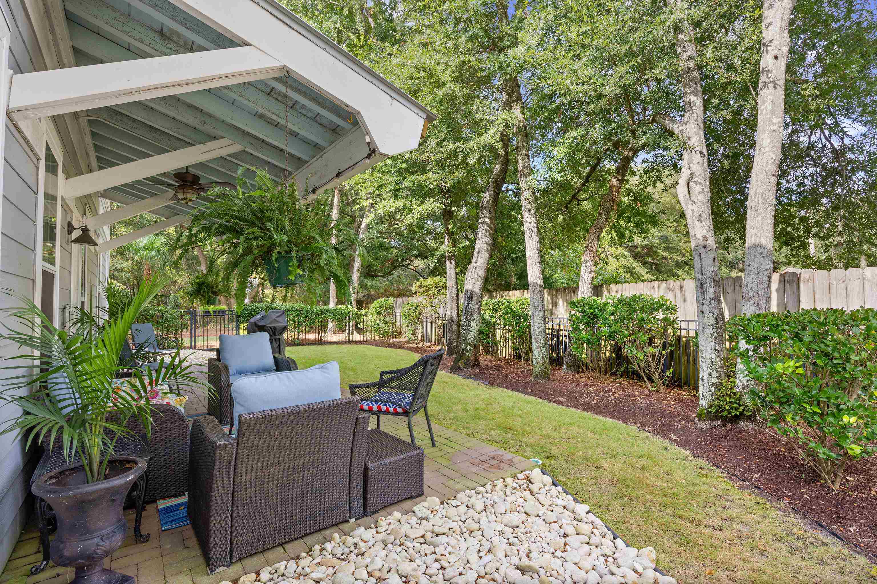 48 Cottage Dr.