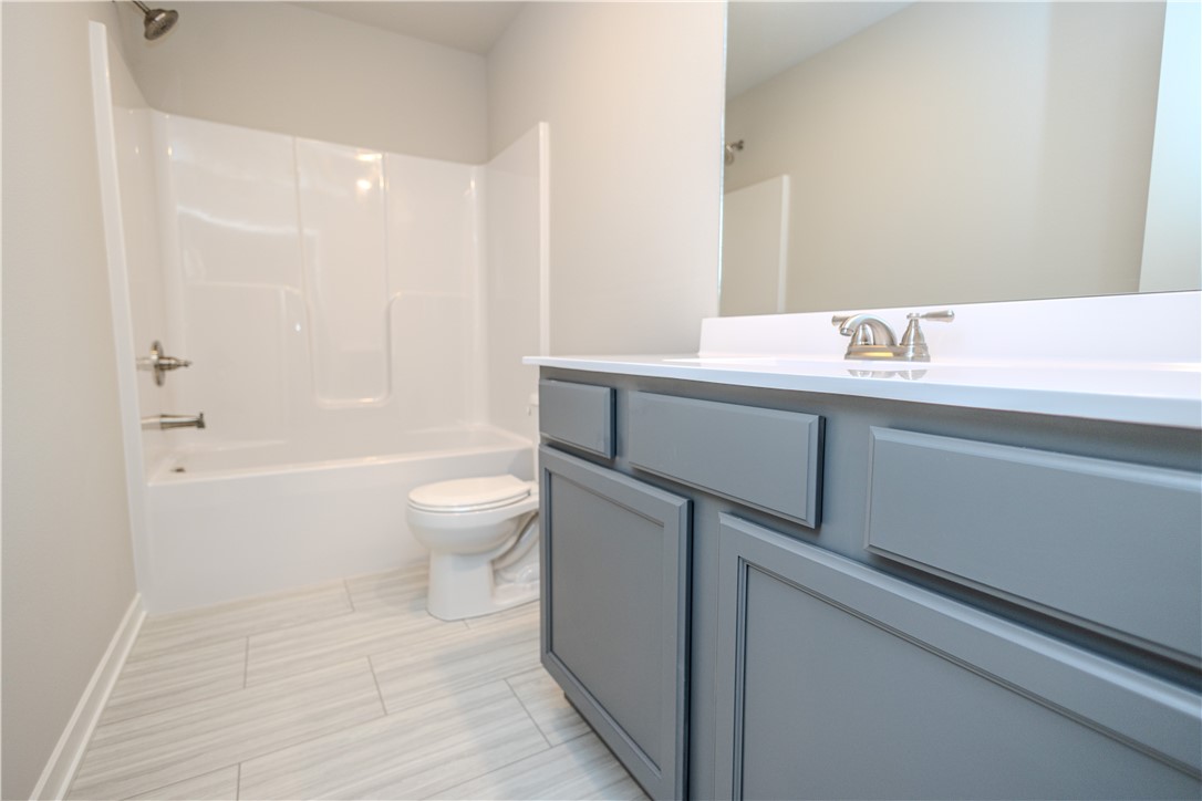 204 S Valley View Drive