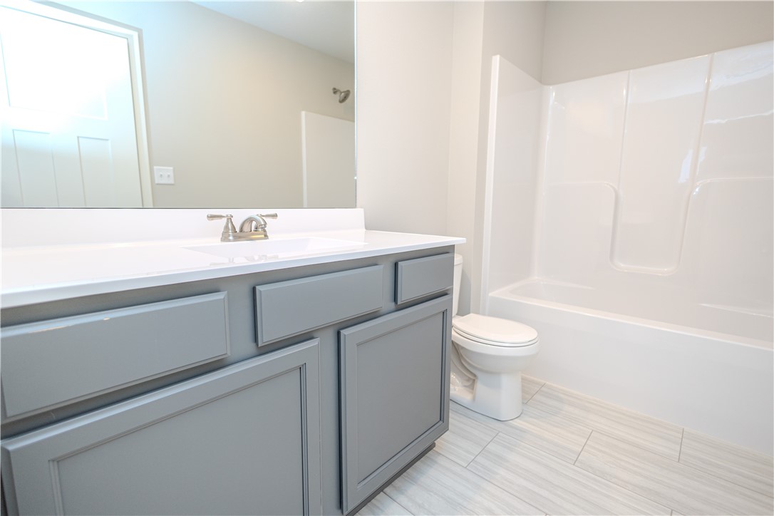 204 S Valley View Drive