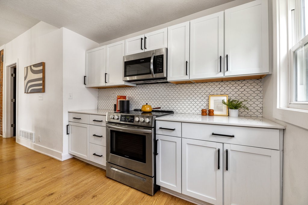 3264 E Clinton Avenue