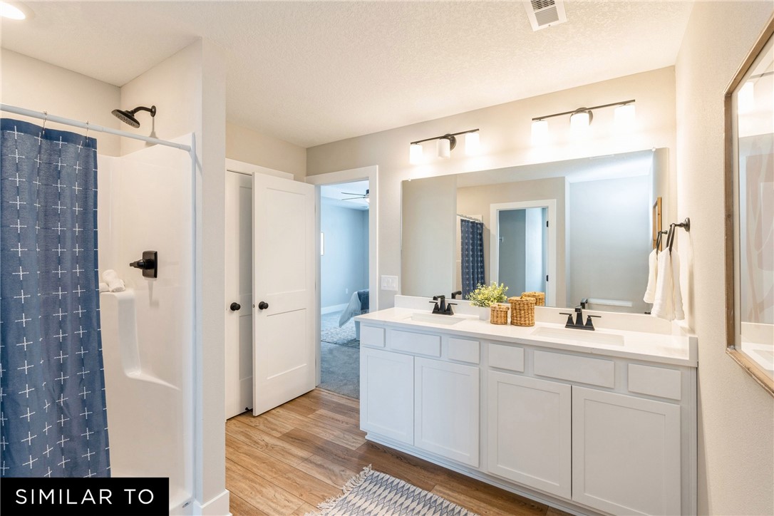 14203 North Valley Drive