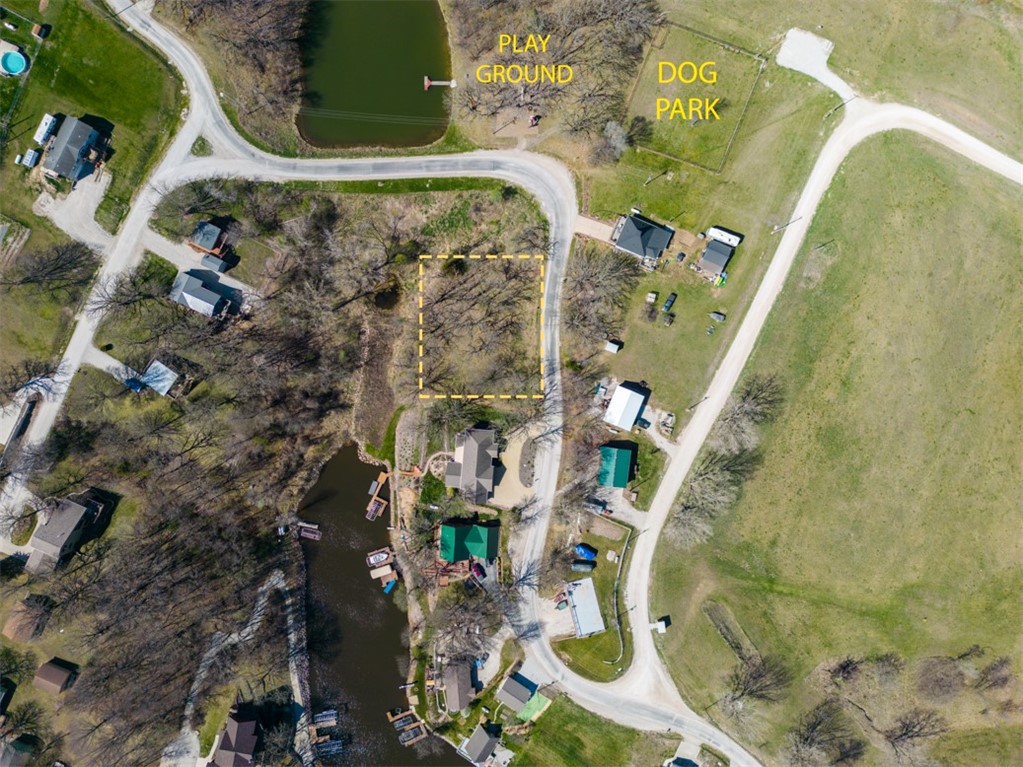 8127 Oak Ridge Drive