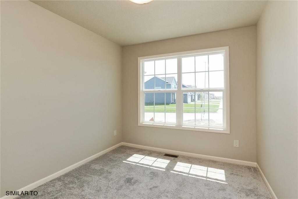 685 NW Prairie Rose Lane