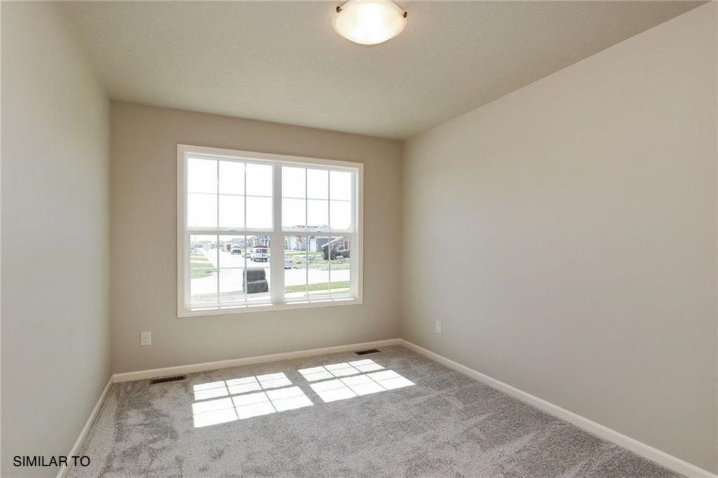 685 NW Prairie Rose Lane