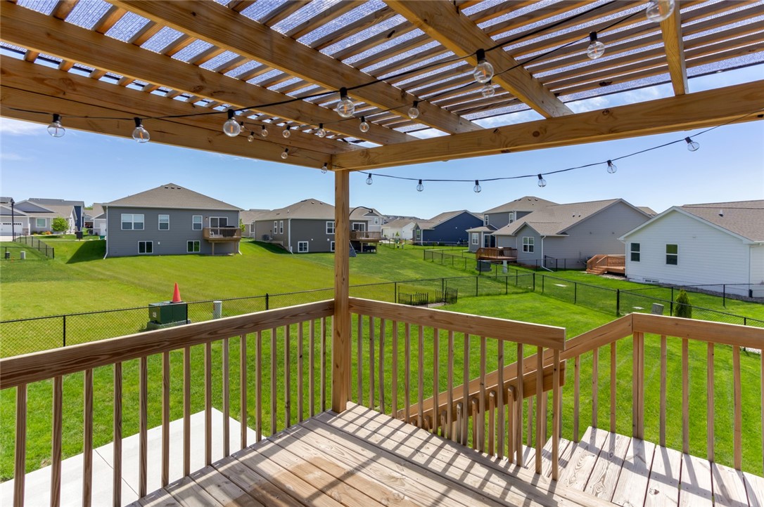 1104 NE Cypress Circle