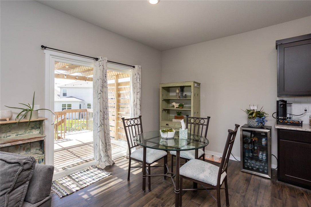 1104 NE Cypress Circle