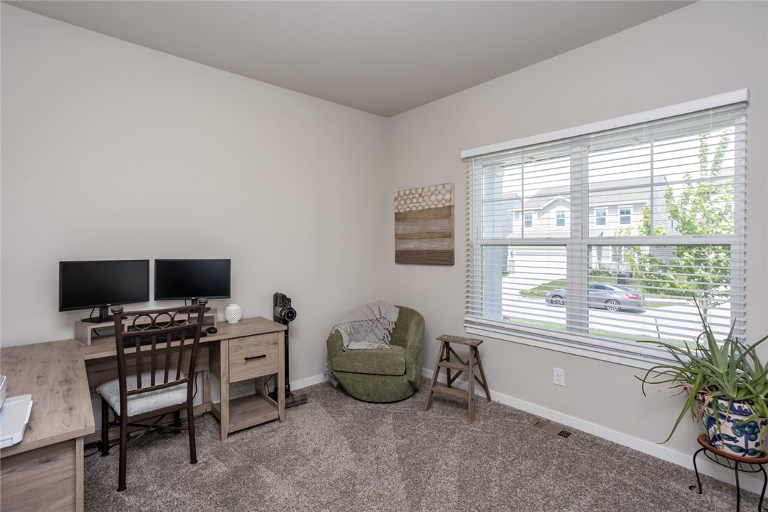 1104 NE Cypress Circle