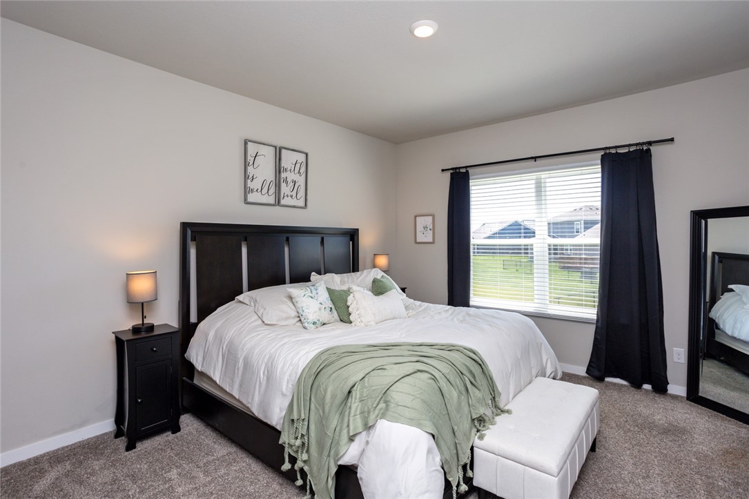 1104 NE Cypress Circle