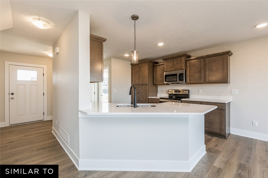 325 NW Rosemont Circle