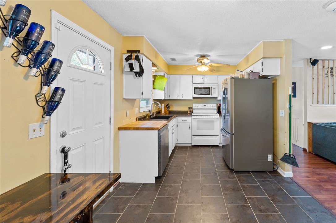 1010 Hunter Drive