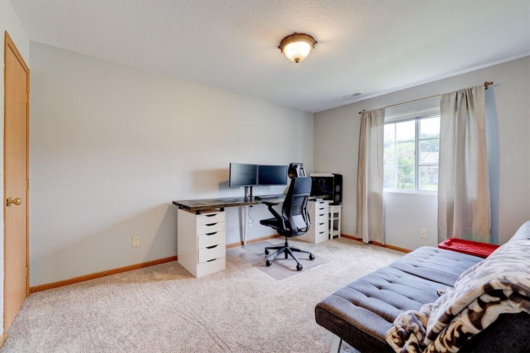 5924 Sutton Place 6