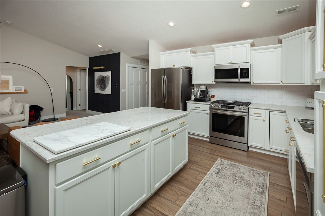 5807 SE 23rd Court