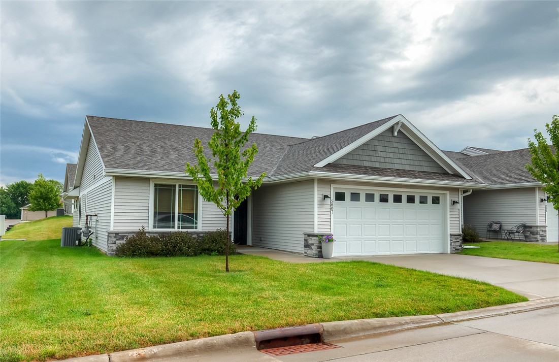 5807 SE 23rd Court