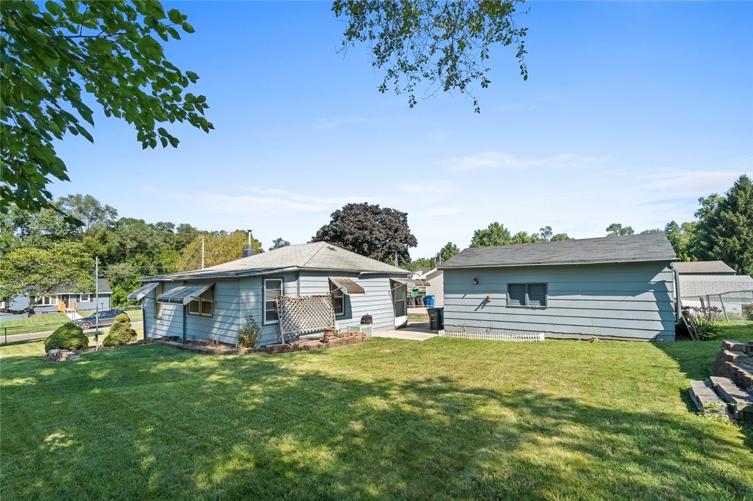 3925 SE 8th Street