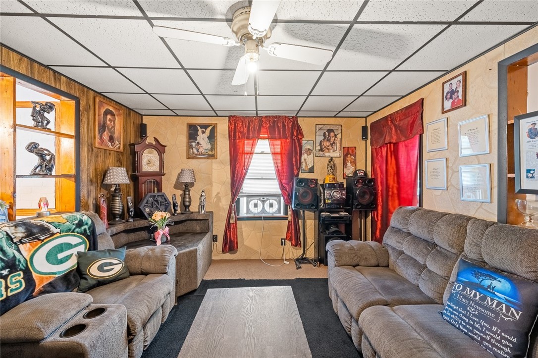 3925 SE 8th Street