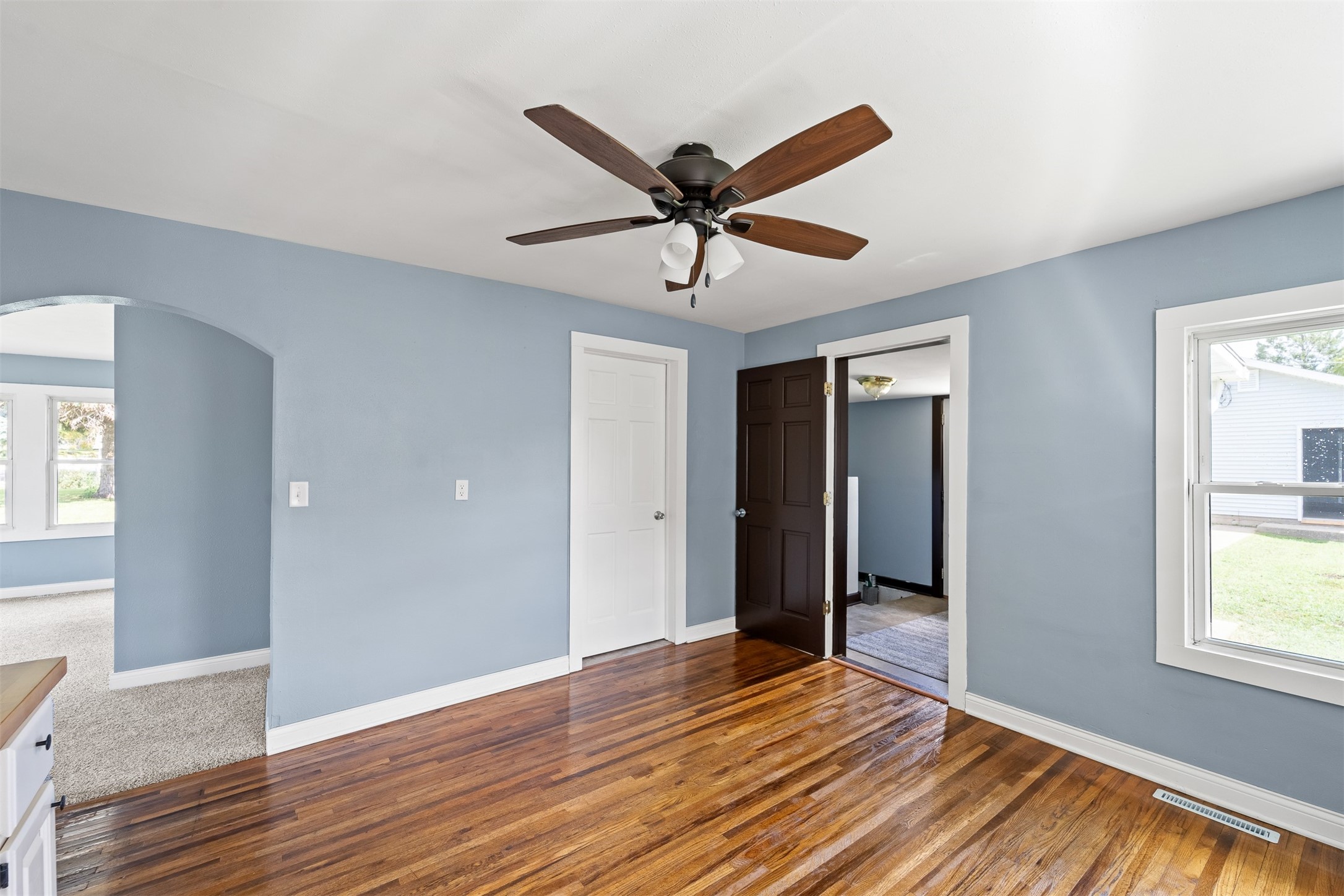 219 N Sherman Street