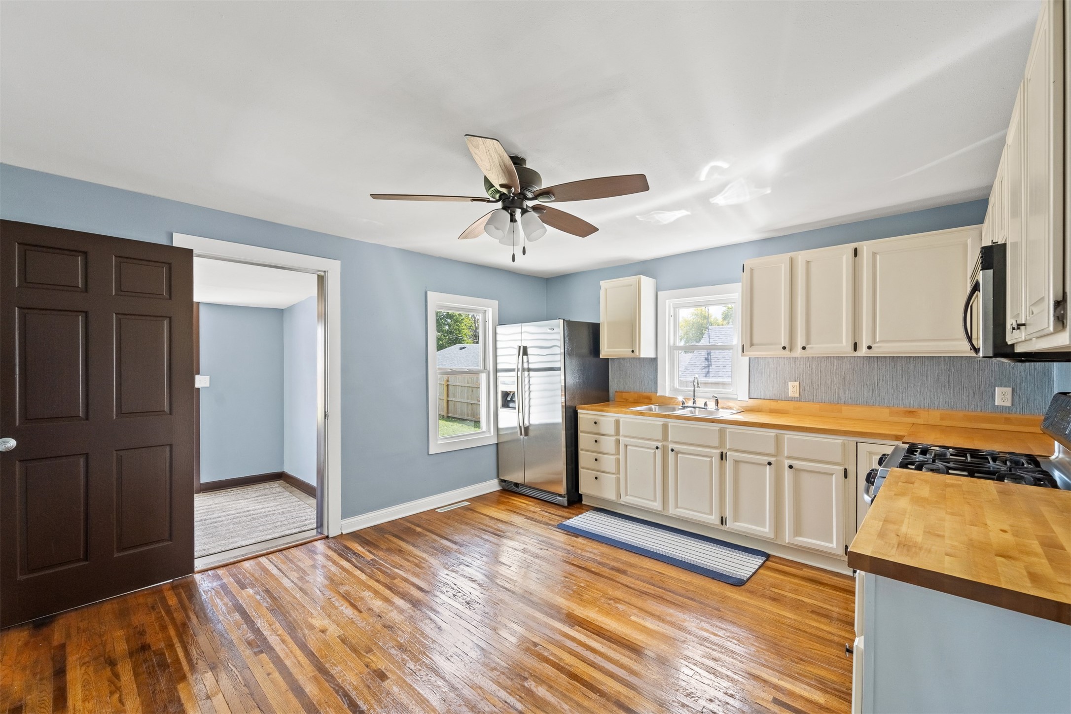 219 N Sherman Street