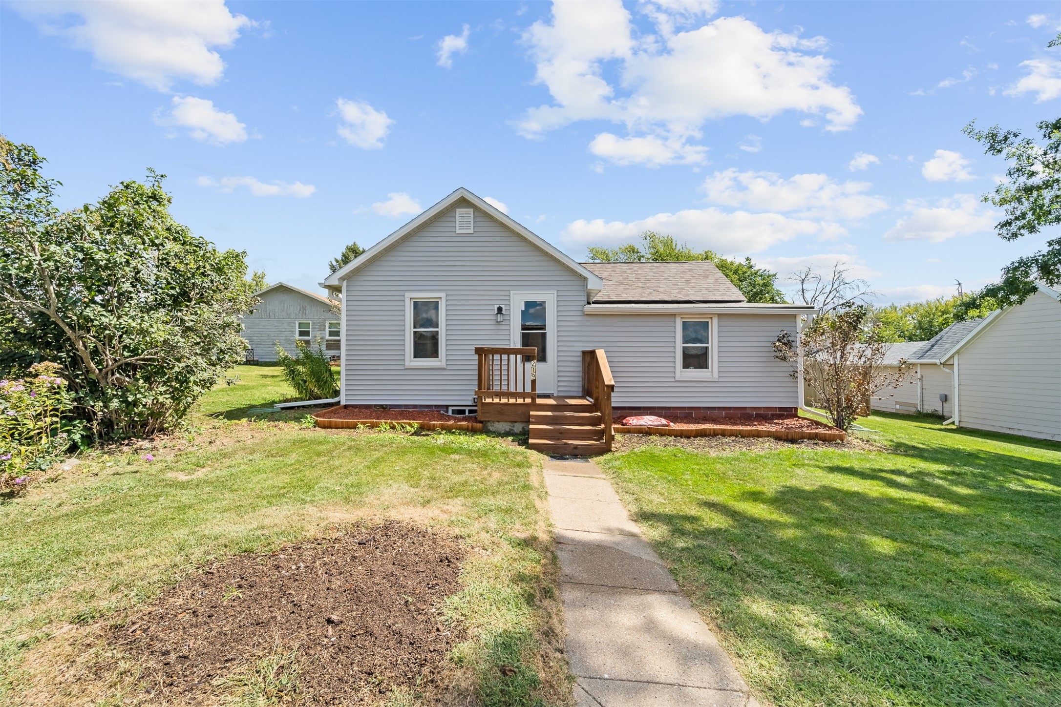 219 N Sherman Street